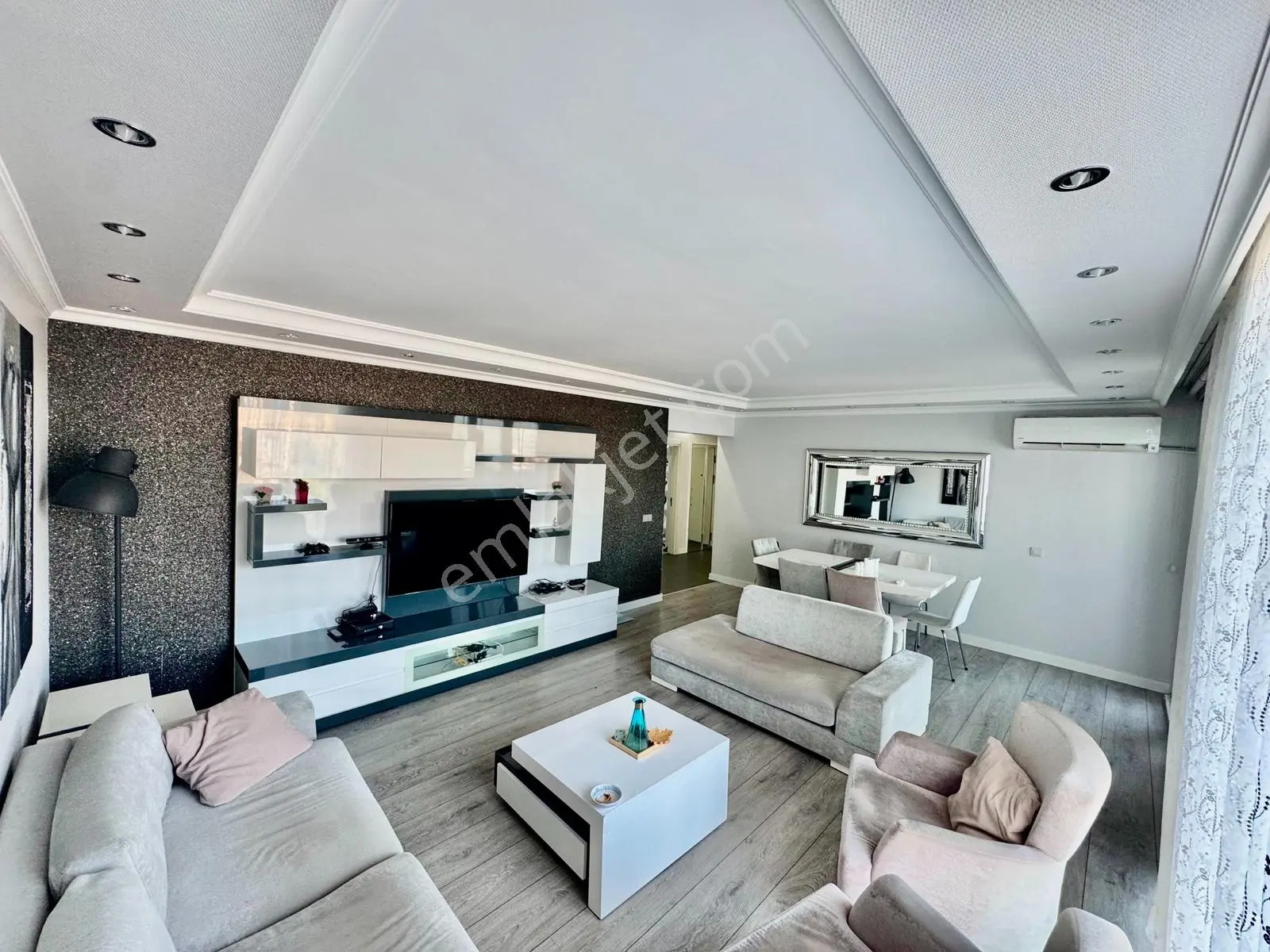 Bosphorus Cityde Manzaralı, 7. Kat, Lüks Eşyalı 3+1 141 M²