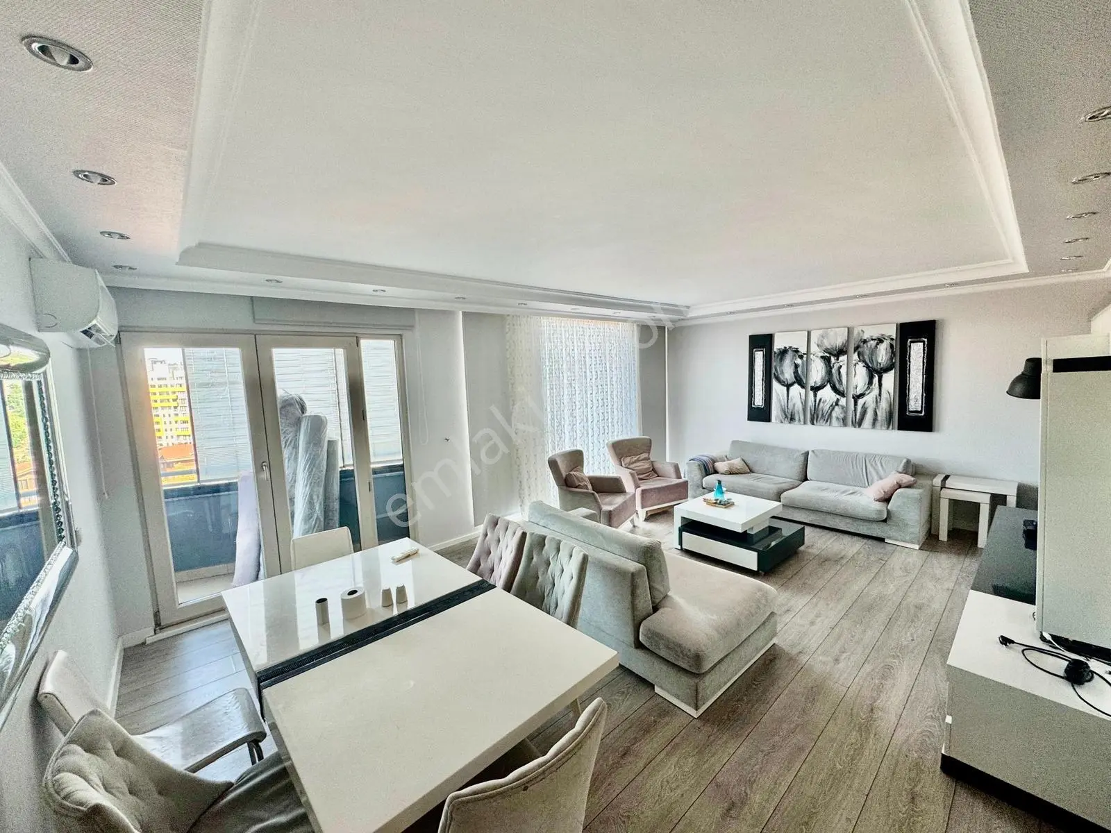 Bosphorus Cityde Manzaralı, 7. Kat, Lüks Eşyalı 3+1 141 M² — fotoğraf 5