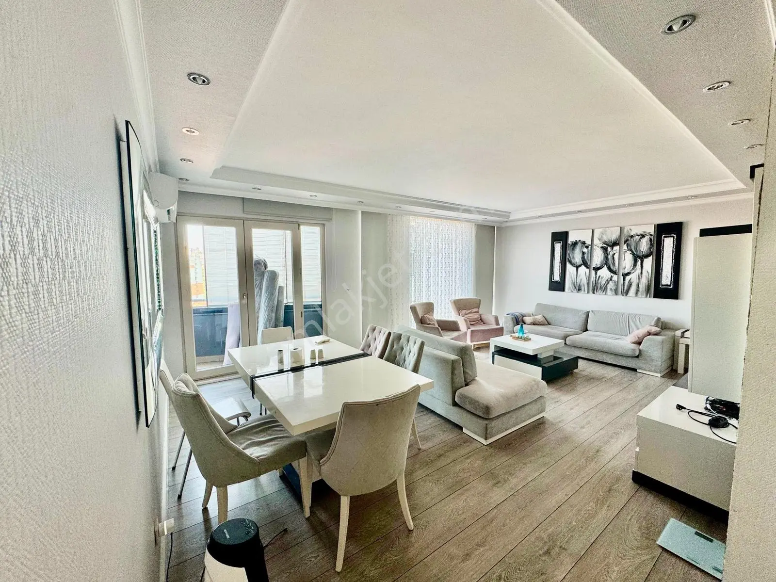 Bosphorus Cityde Manzaralı, 7. Kat, Lüks Eşyalı 3+1 141 M² — fotoğraf 6