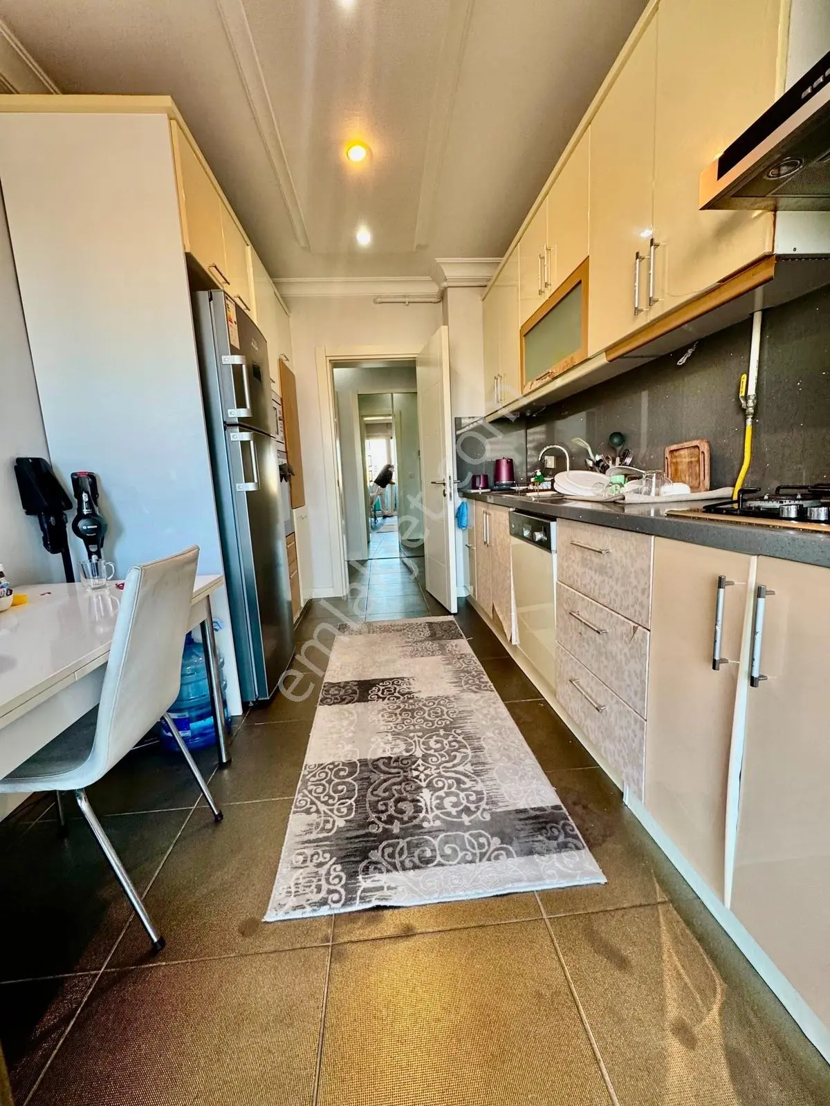 Bosphorus Cityde Manzaralı, 7. Kat, Lüks Eşyalı 3+1 141 M² — fotoğraf 11