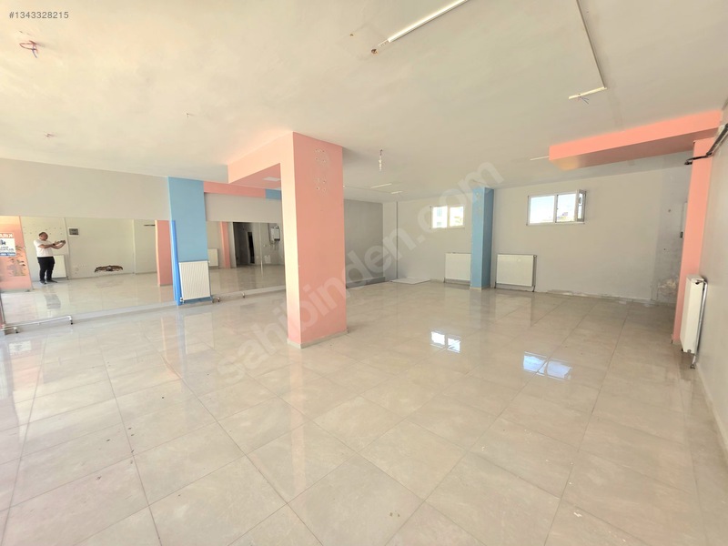 Halil Alpaslan Emlak'tan Mehmetçik Cad.150+150 M2 Kiralıkişyeri — fotoğraf 5