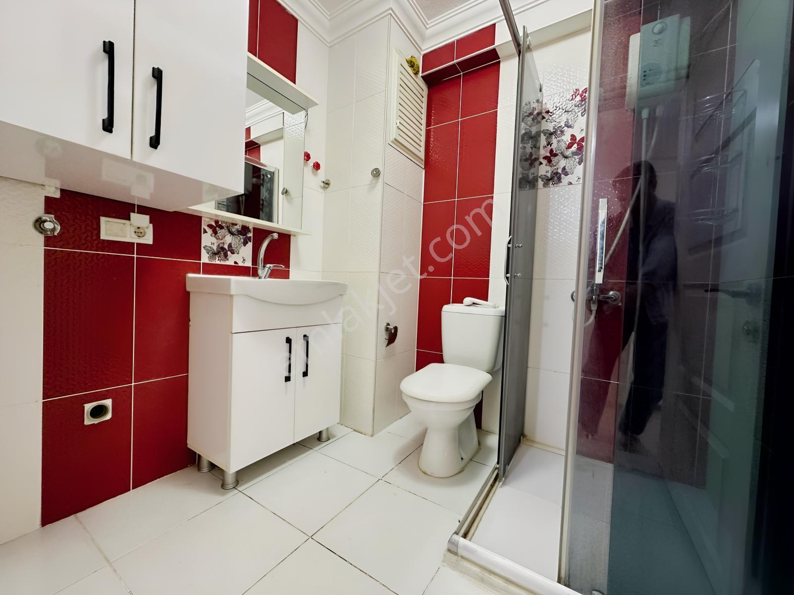 Kostak Gayrimenkul'den Akçay Merkez'de Özel Kullanımlı 2+1 Daire — fotoğraf 18