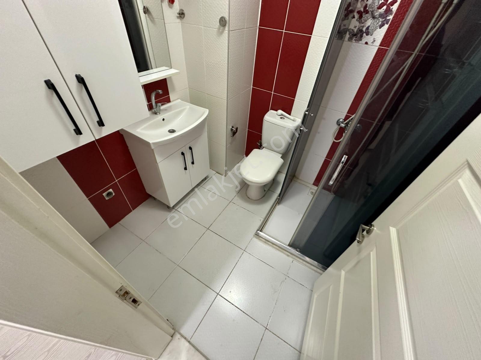 Kostak Gayrimenkul'den Akçay Merkez'de Özel Kullanımlı 2+1 Daire — fotoğraf 19