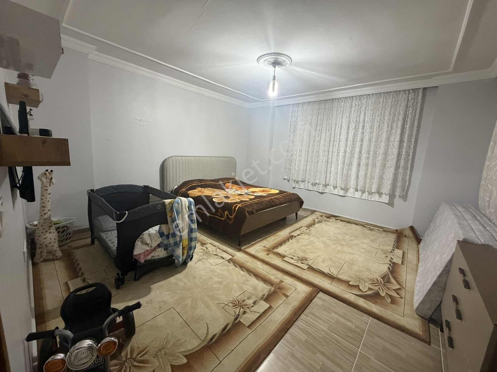 Gül Emlak'tan Eski Has Cad Yakınında Satılık 3+1 Daire — fotoğraf 3