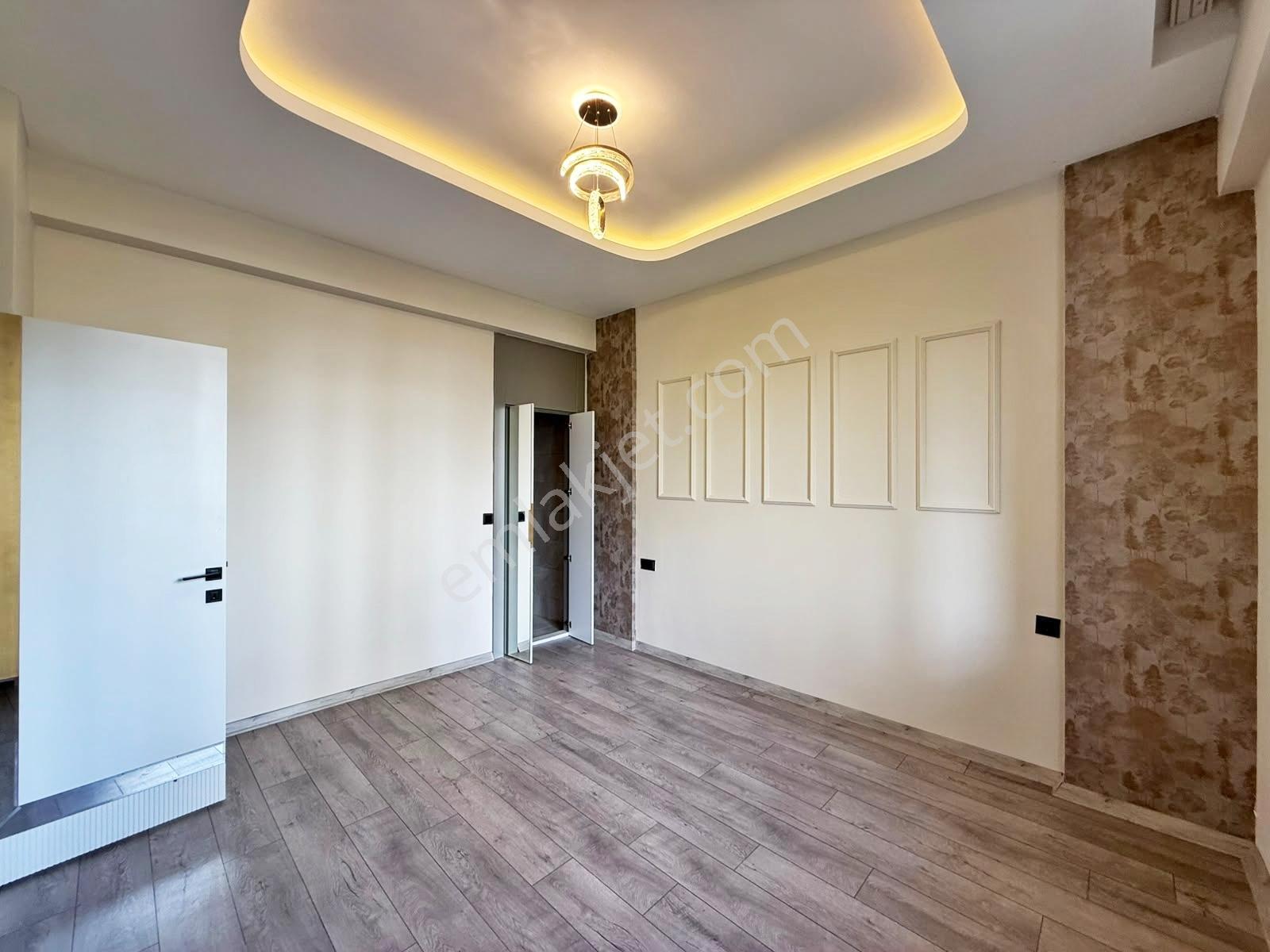 Fıstıklık'ta Nezih Konum Site İçi Yer.ısıtma Cam Balkn Bakmlı2+1 — fotoğraf 11