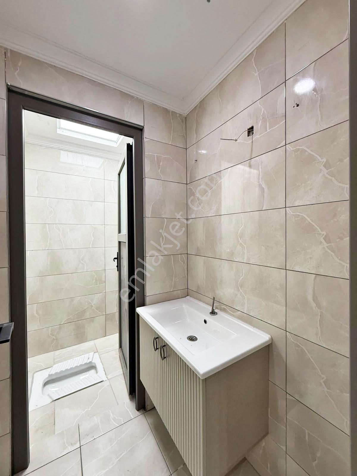 Fıstıklık'ta Nezih Konum Site İçi Yer.ısıtma Cam Balkn Bakmlı2+1 — fotoğraf 15