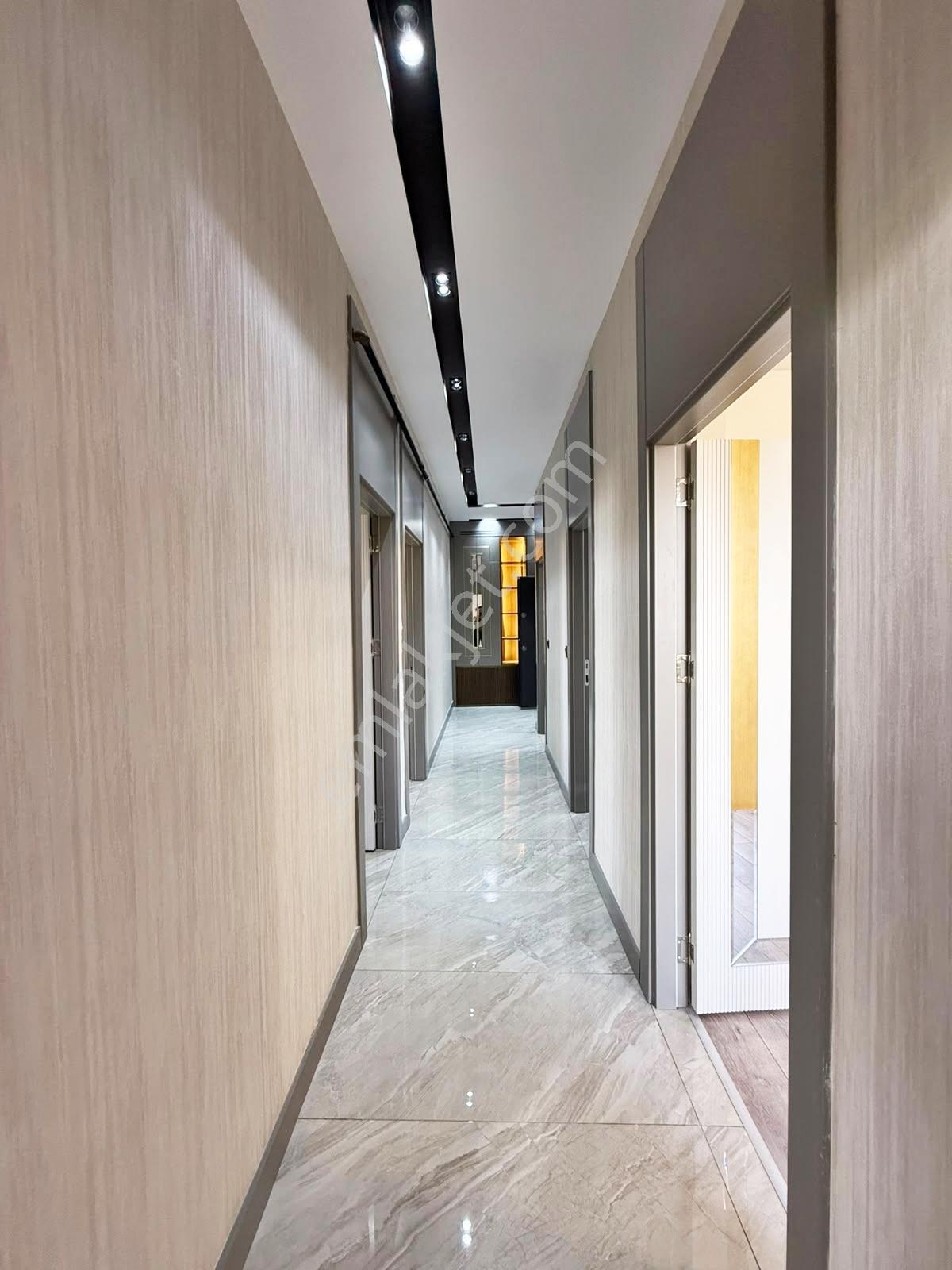 Fıstıklık'ta Nezih Konum Site İçi Yer.ısıtma Cam Balkn Bakmlı2+1 — fotoğraf 19