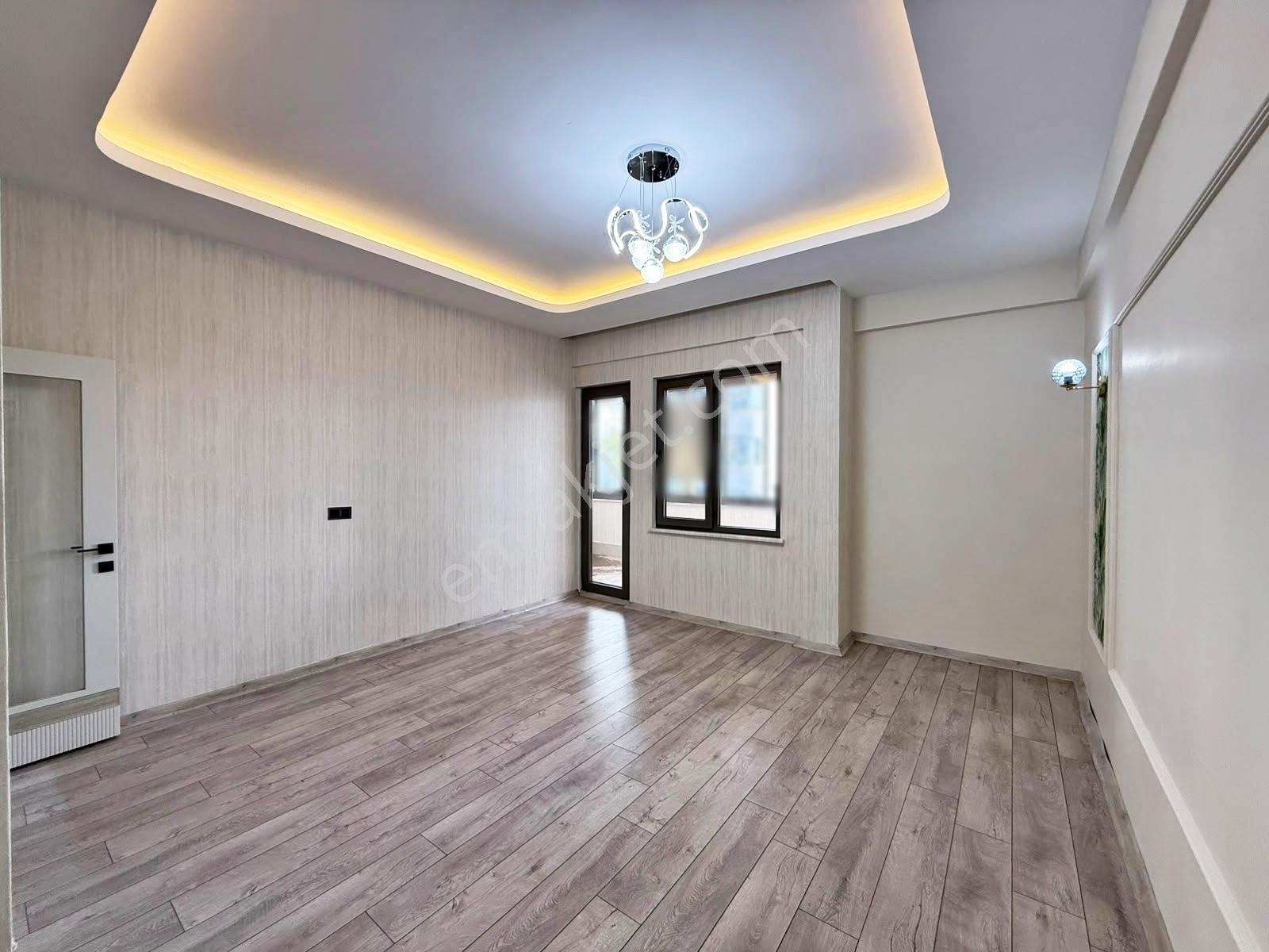Fıstıklık'ta Nezih Konum Site İçi Yer.ısıtma Cam Balkn Bakmlı2+1 — fotoğraf 26