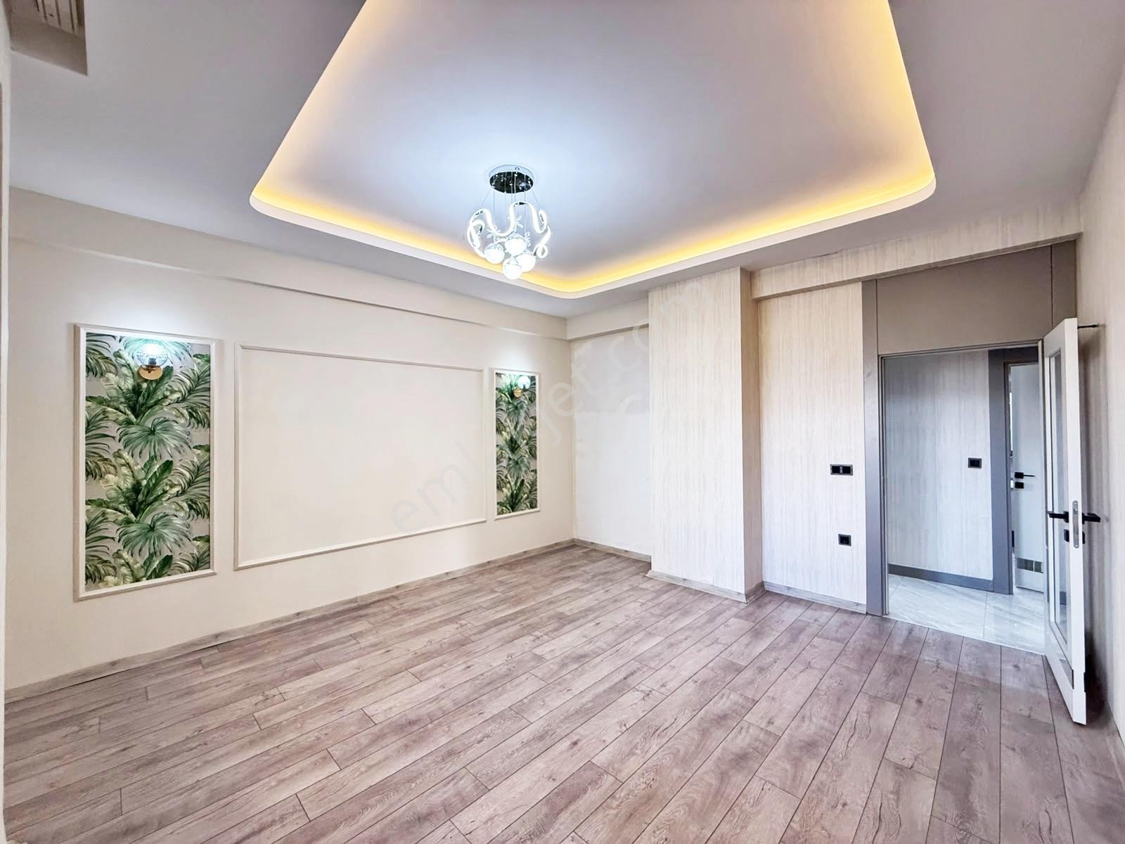Fıstıklık'ta Nezih Konum Site İçi Yer.ısıtma Cam Balkn Bakmlı2+1 — fotoğraf 28