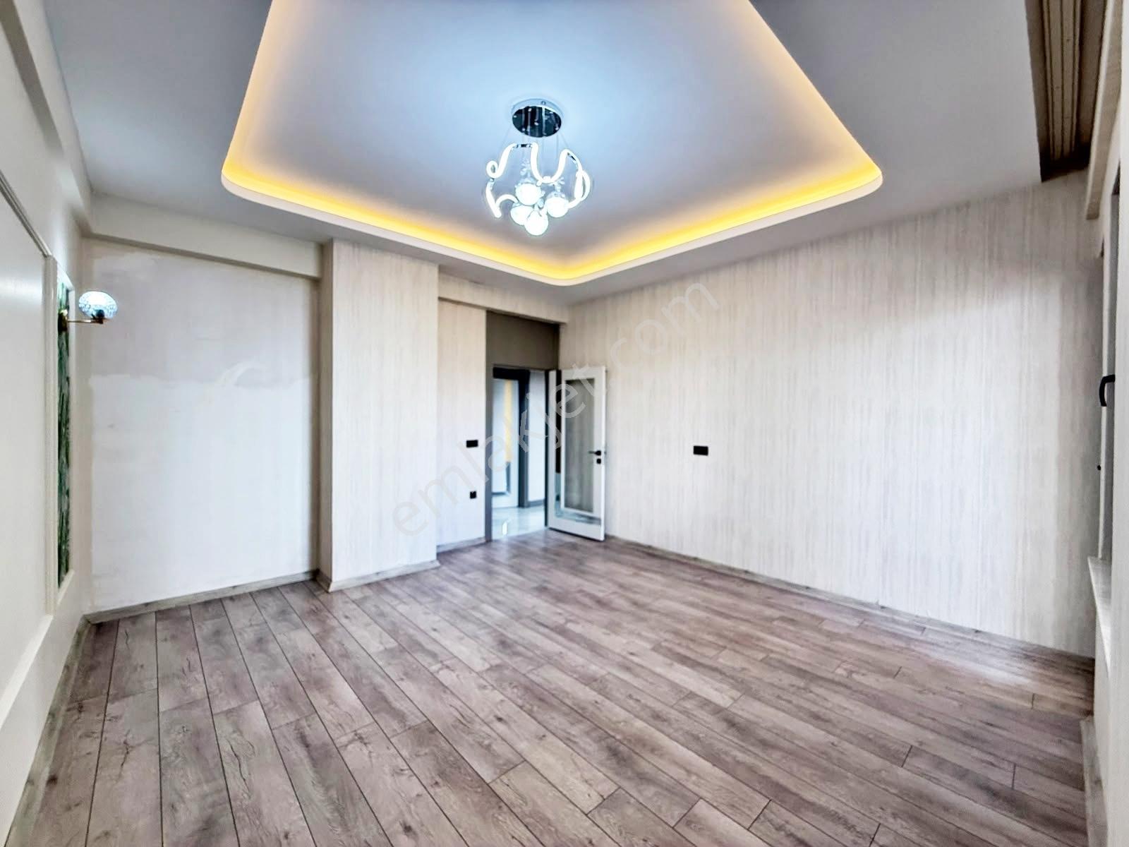 Fıstıklık'ta Nezih Konum Site İçi Yer.ısıtma Cam Balkn Bakmlı2+1 — fotoğraf 29