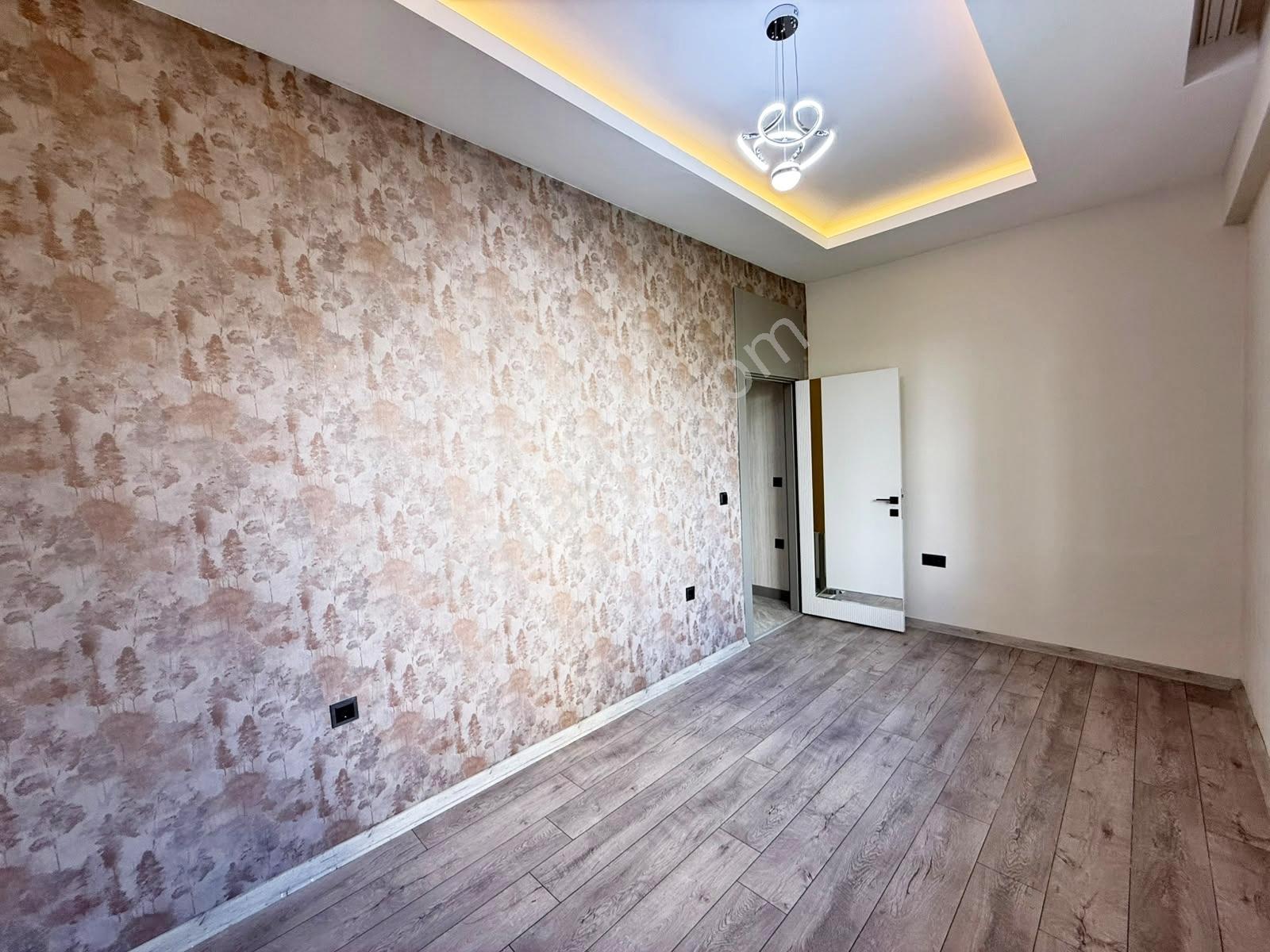 Fıstıklık'ta Nezih Konum Site İçi Yer.ısıtma Cam Balkn Bakmlı2+1 — fotoğraf 30