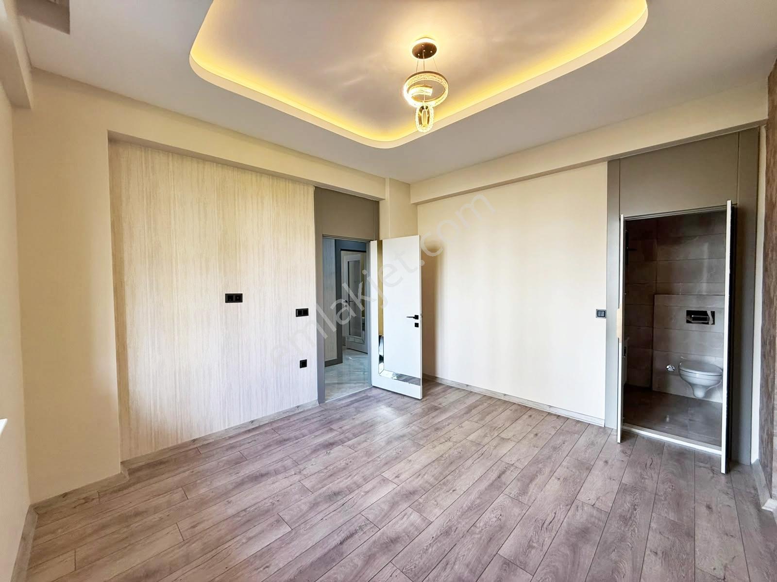 Fıstıklık'ta Nezih Konum Site İçi Yer.ısıtma Cam Balkn Bakmlı2+1 — fotoğraf 34