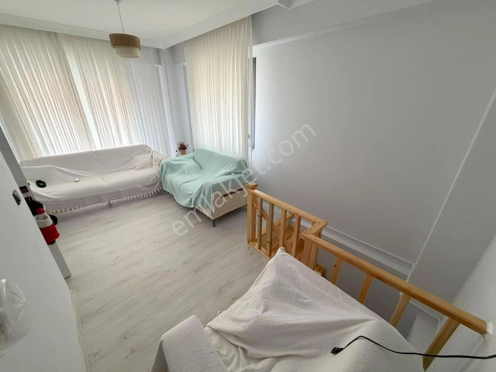 Mertcan'dan Hamidiye Mah. İskanlı Ters Dubleks Ayrı Mutfaklı 1+1 — fotoğraf 2