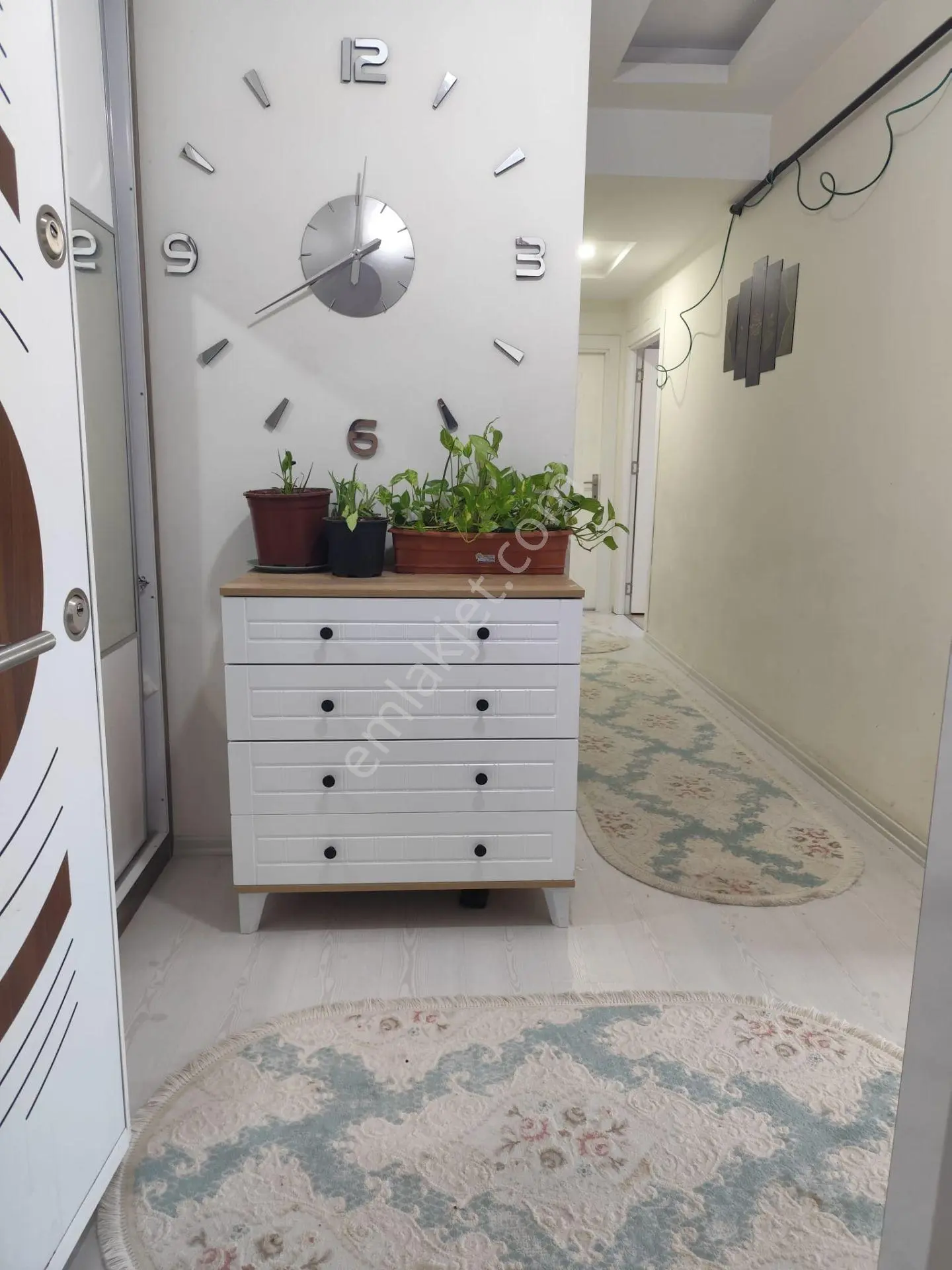 Premar 'dan Bağcılar Evrim Alataş Cadde'si Üzerinde 2+1 Satılık — fotoğraf 3