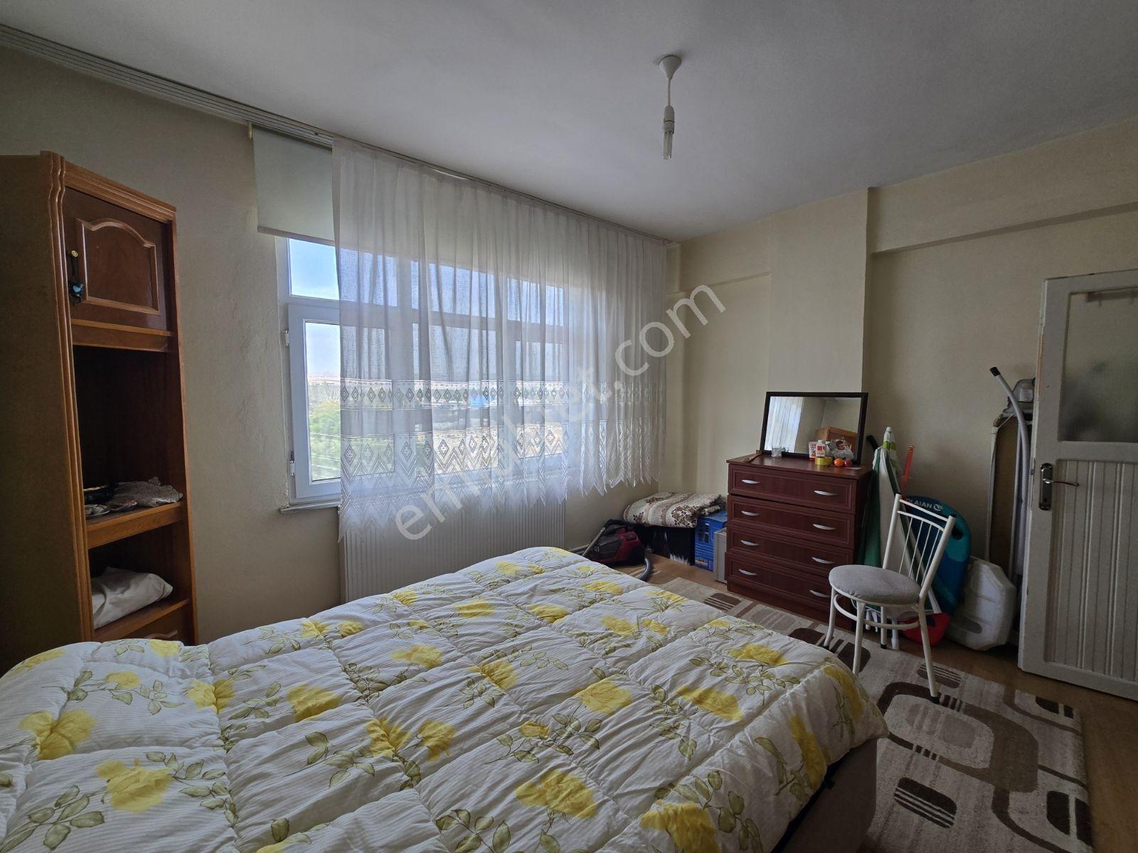Feribot İskelesine Yakın Satılık 2+1 — fotoğraf 10