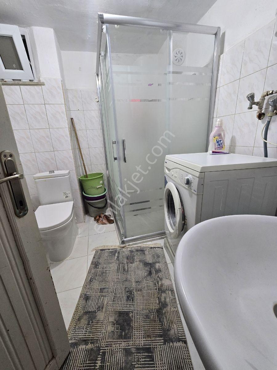 Feribot İskelesine Yakın Satılık 2+1 — fotoğraf 12