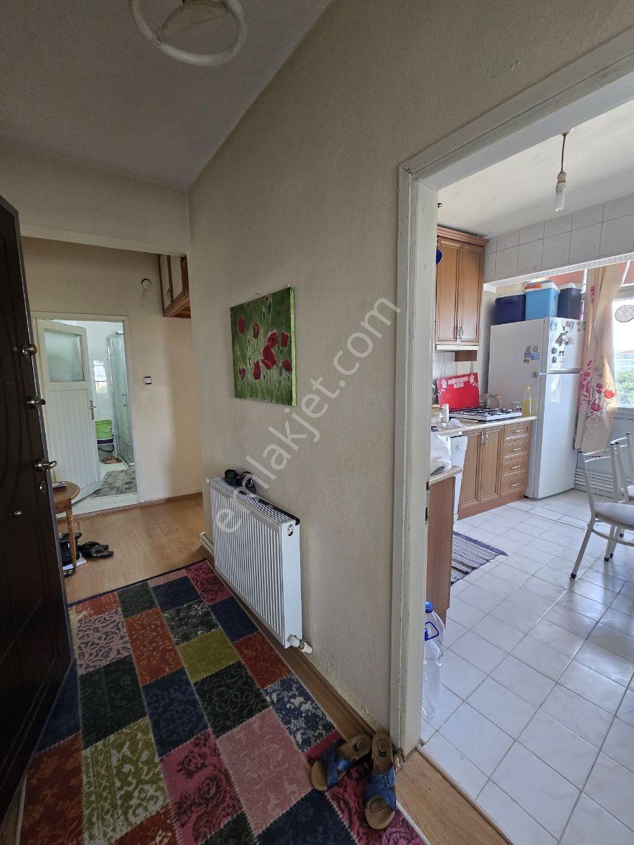 Feribot İskelesine Yakın Satılık 2+1 — fotoğraf 14
