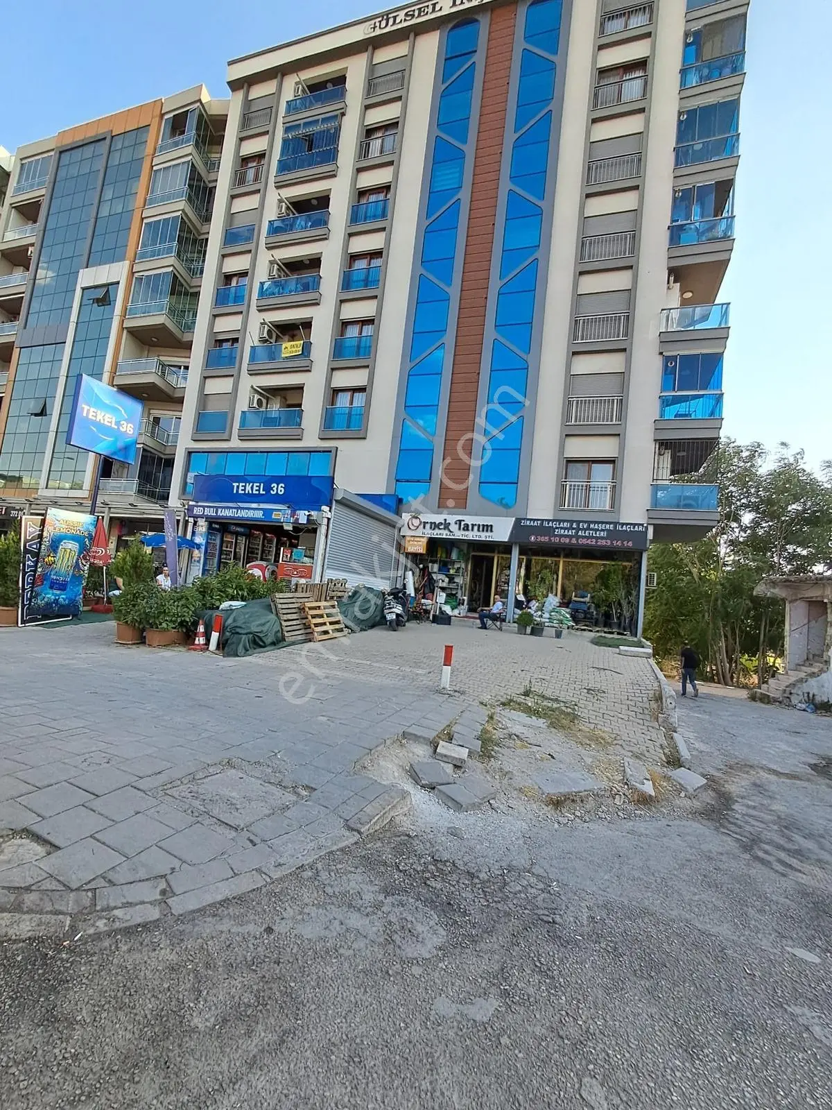 91 Karsıyaka Dedebaşında 1+1 Satılık Daire