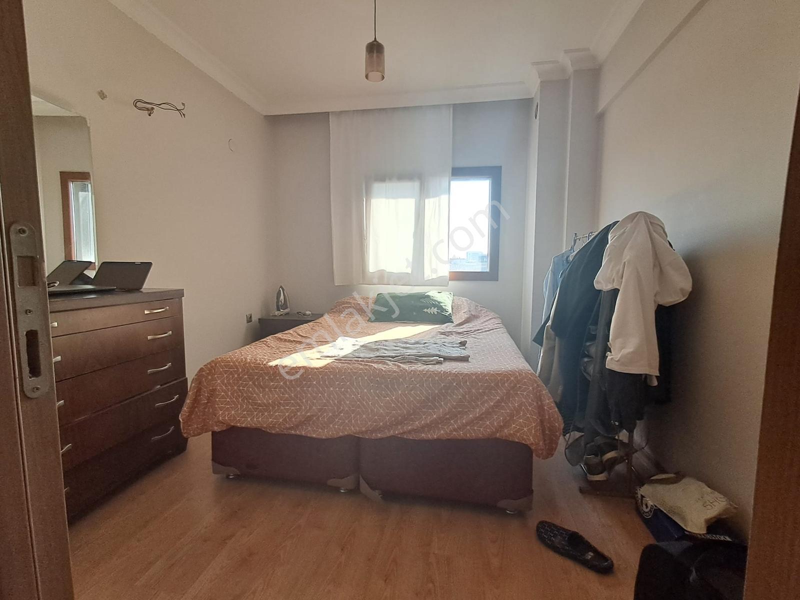 91 Karsıyaka Dedebaşında 1+1 Satılık Daire — fotoğraf 11