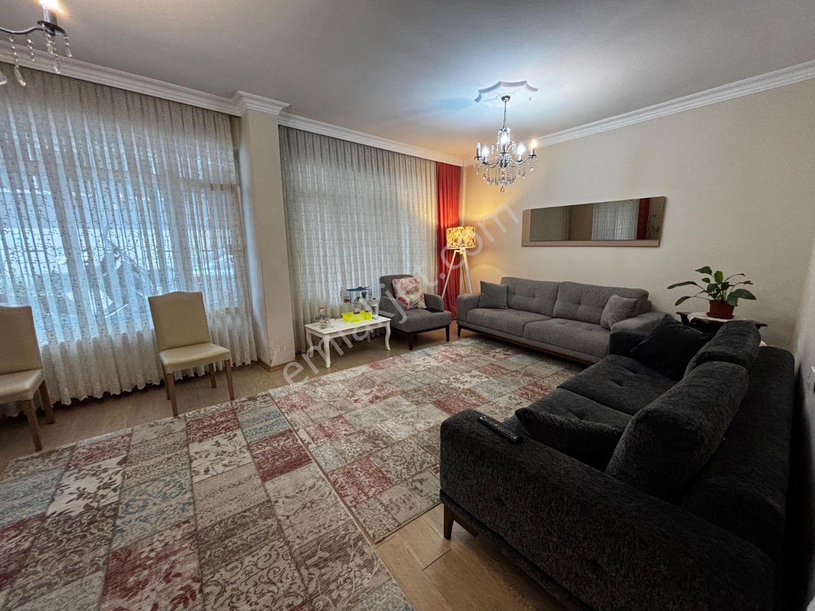 41 Karşıyaka Sahilde Denize Çok Yakın 3+1 Satılık Daire — fotoğraf 9