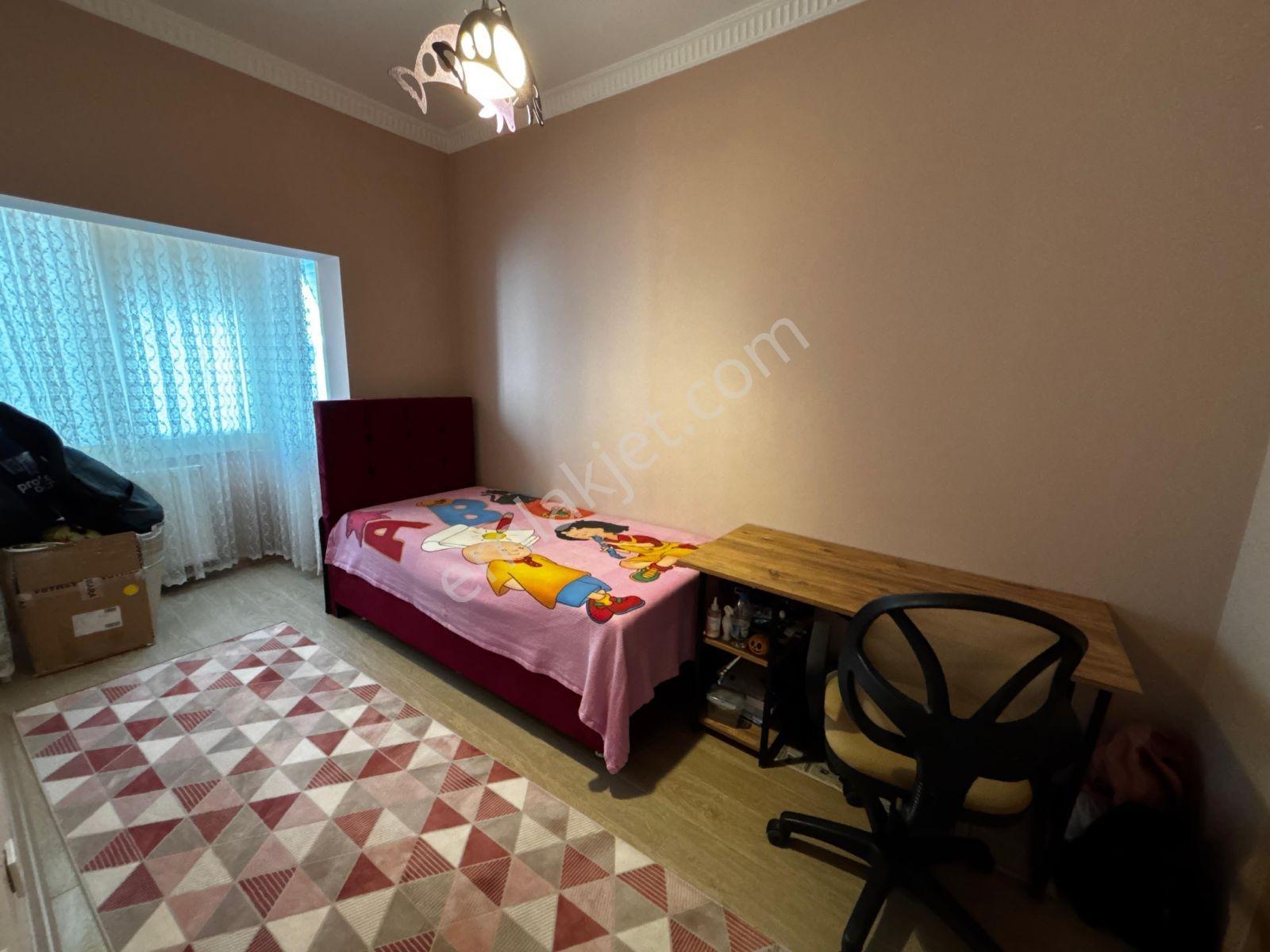 41 Karşıyaka Sahilde Denize Çok Yakın 3+1 Satılık Daire — fotoğraf 18