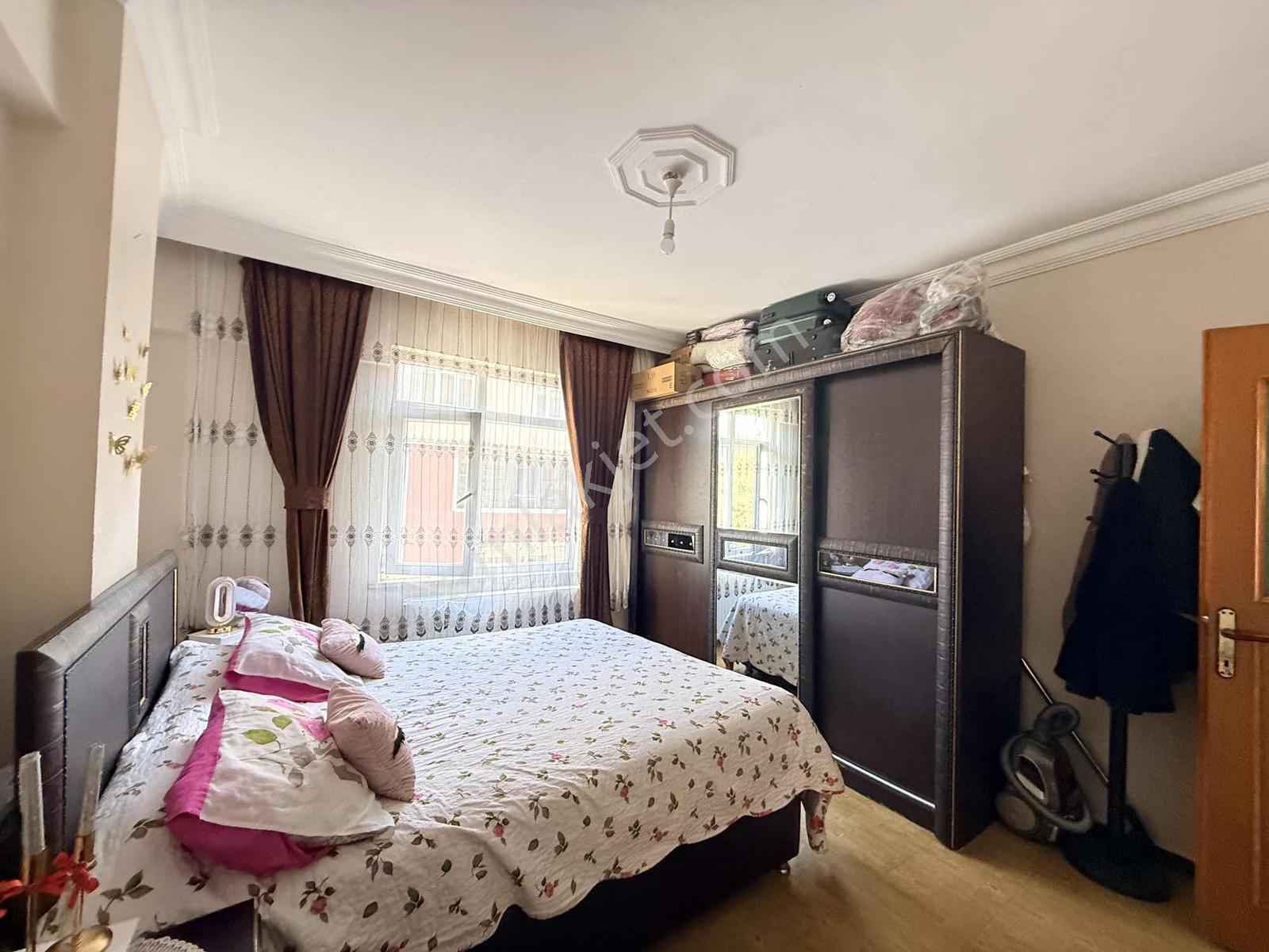 Aslı Emlak'tan Merkezi Konumda 2+1 Ara Kat Satılık Daire — fotoğraf 17