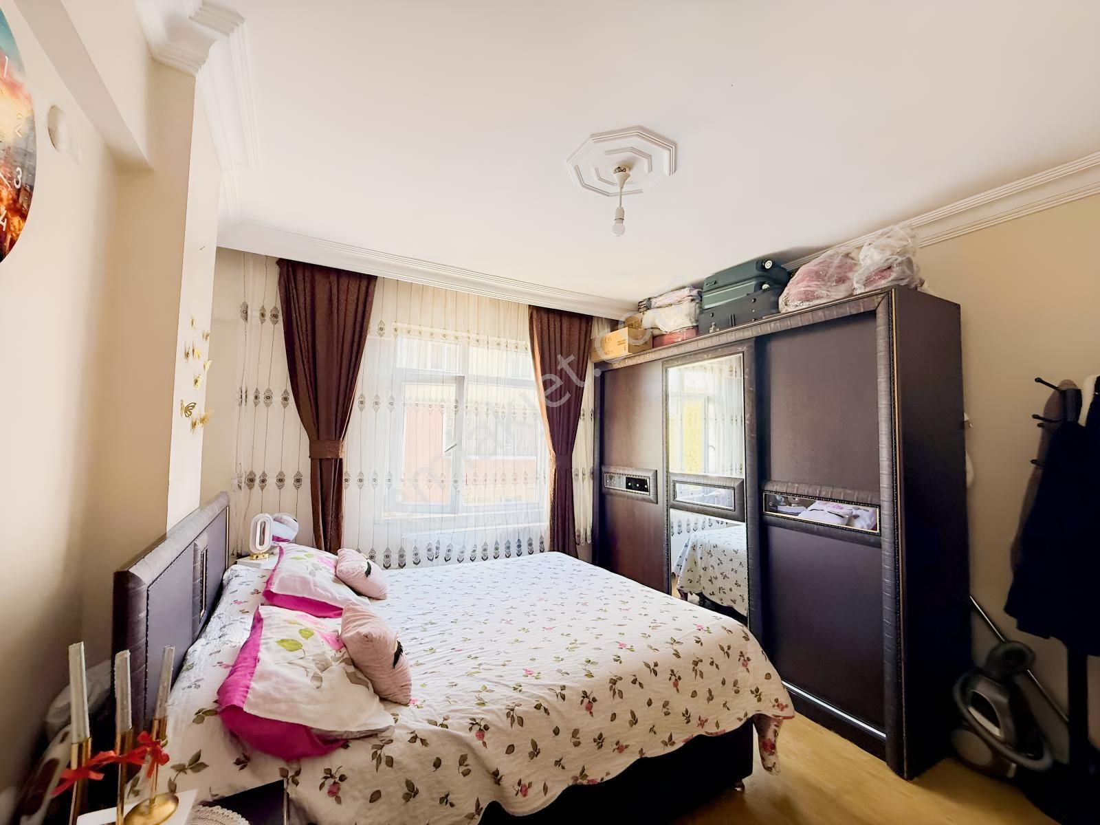 Aslı Emlak'tan Merkezi Konumda 2+1 Ara Kat Satılık Daire — fotoğraf 18