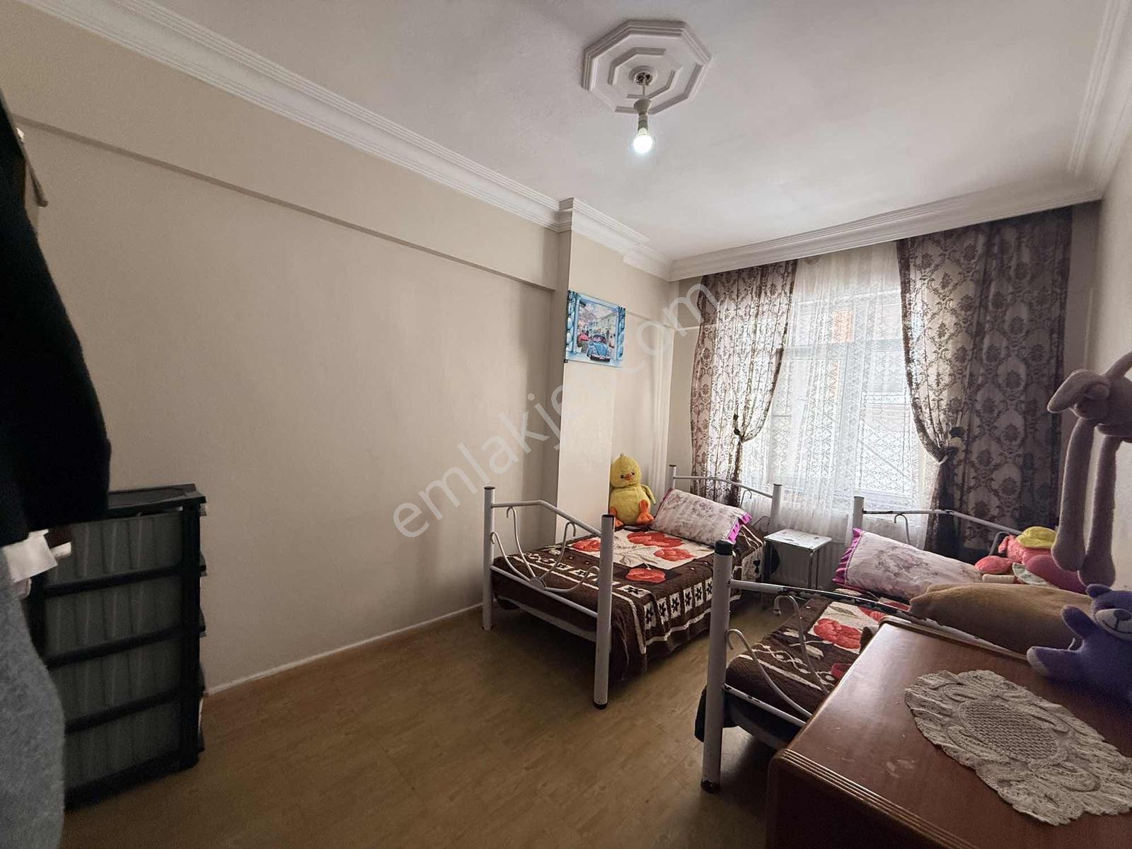 Aslı Emlak'tan Merkezi Konumda 2+1 Ara Kat Satılık Daire — fotoğraf 33