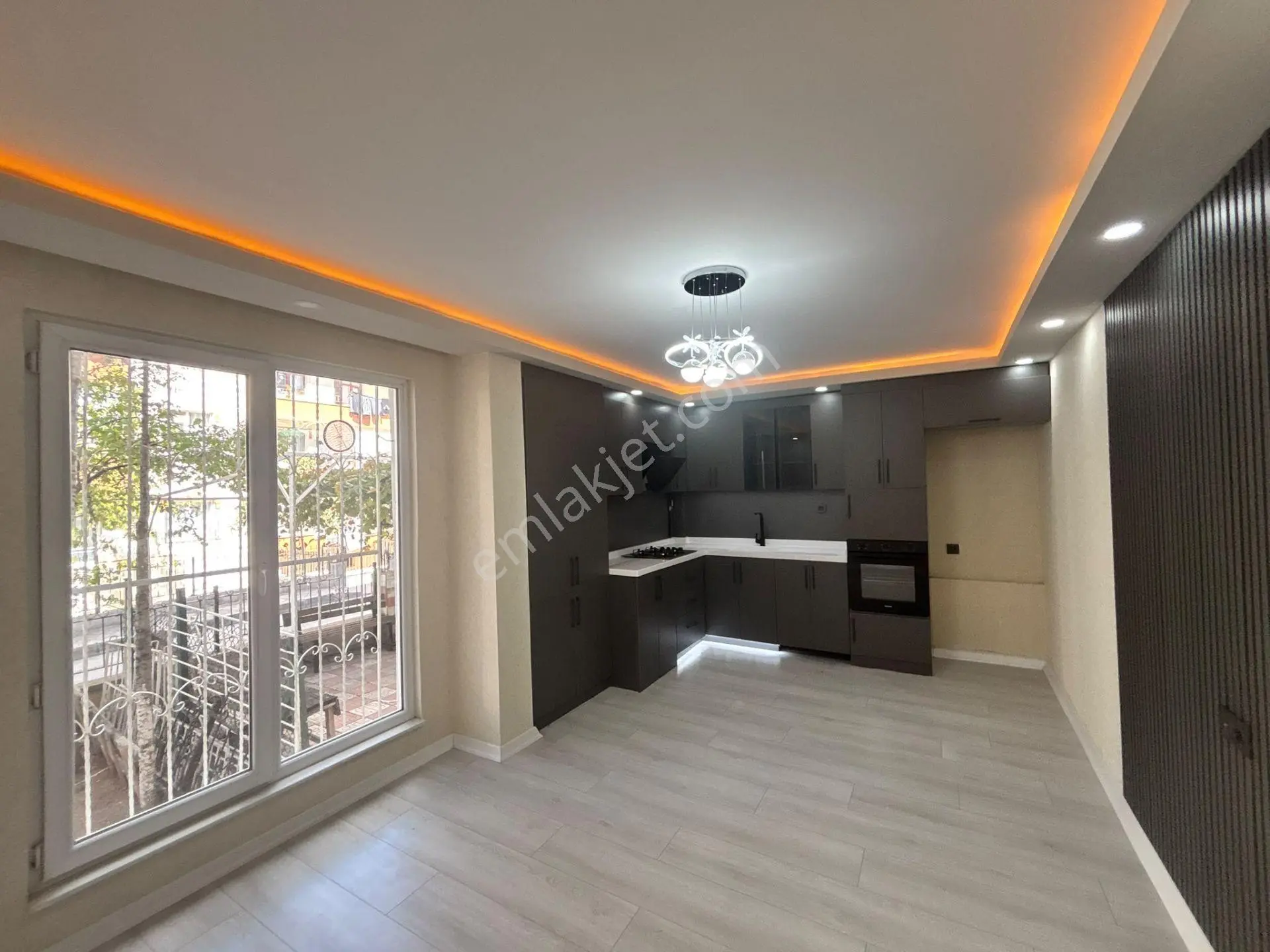 Yılmaz Gayrimenkul'Den Andiçen Mah. 1+1 Kış Bahçeli Full Yapılı Müstakil Daire