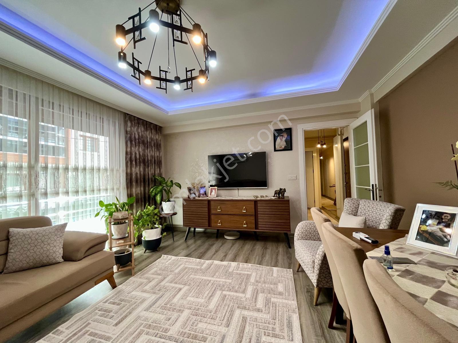 40 Dedebaşı 125 M² 3 Cepheli Satılık Daire — fotoğraf 4