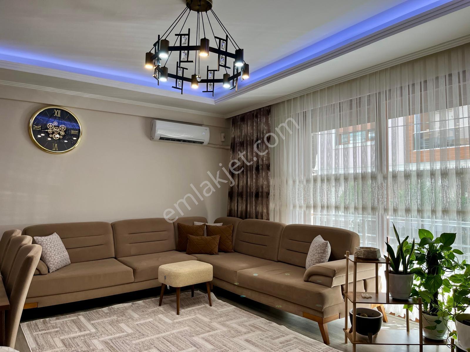 40 Dedebaşı 125 M² 3 Cepheli Satılık Daire — fotoğraf 9