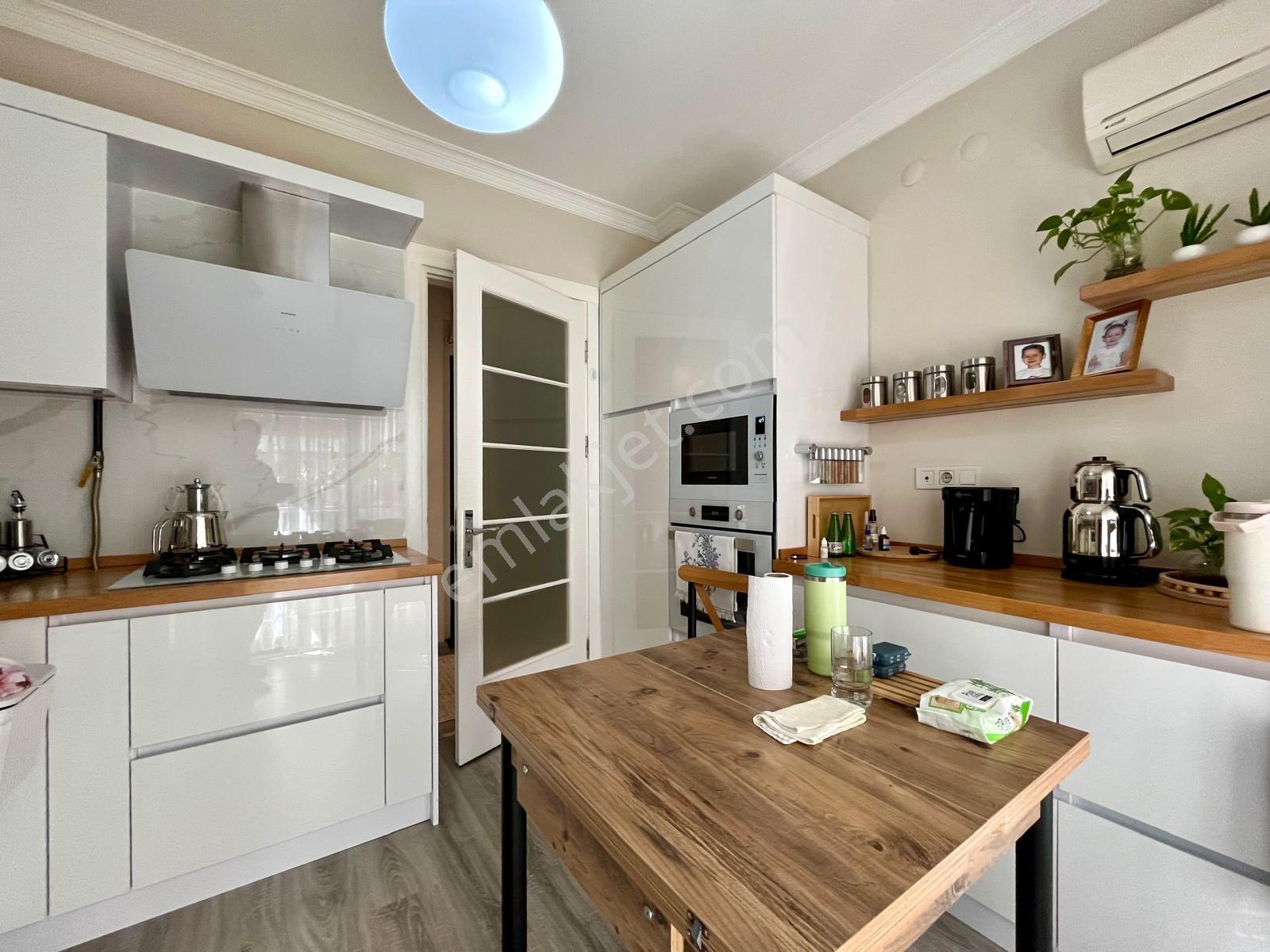 40 Dedebaşı 125 M² 3 Cepheli Satılık Daire — fotoğraf 17