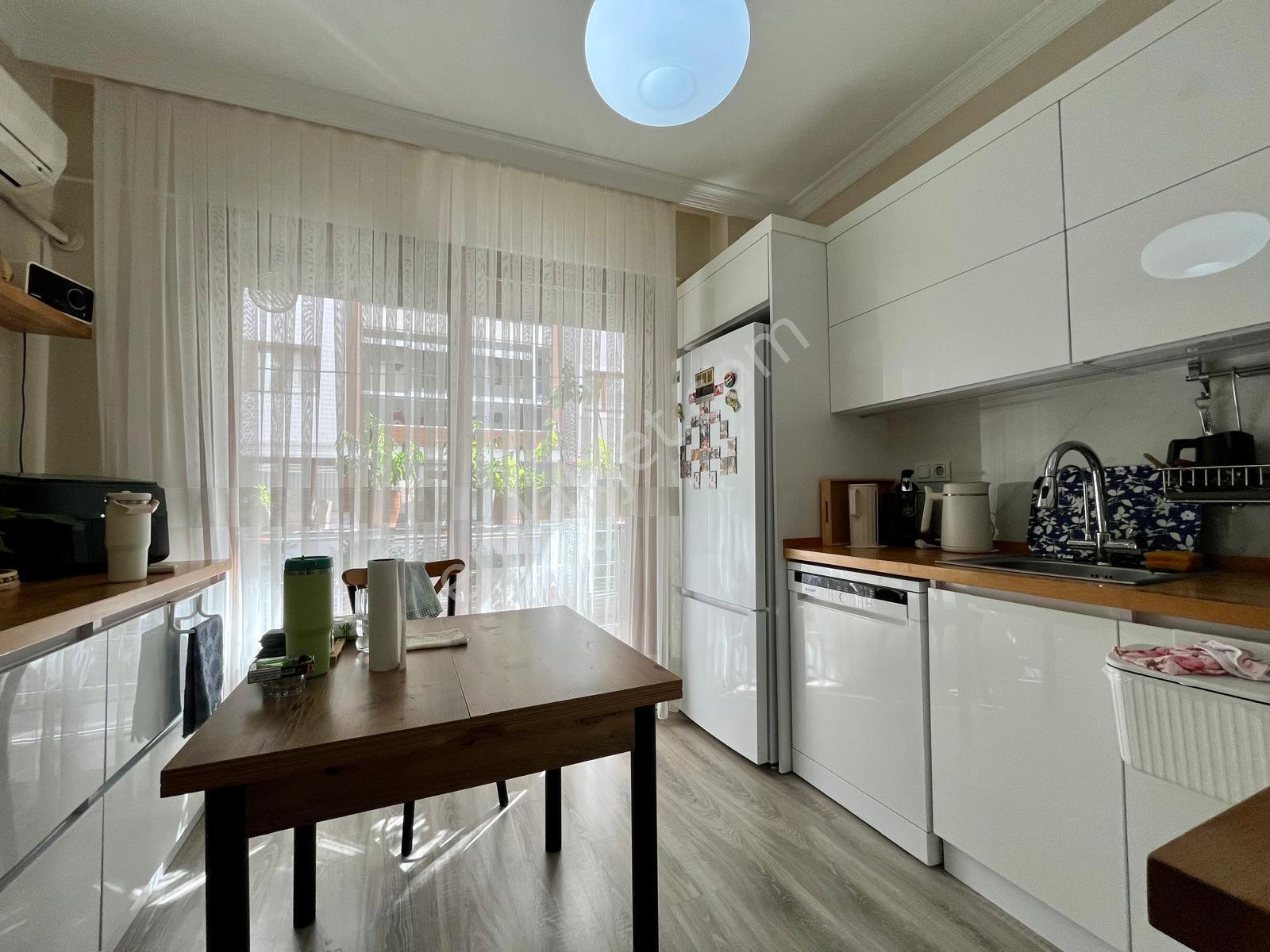 40 Dedebaşı 125 M² 3 Cepheli Satılık Daire — fotoğraf 18