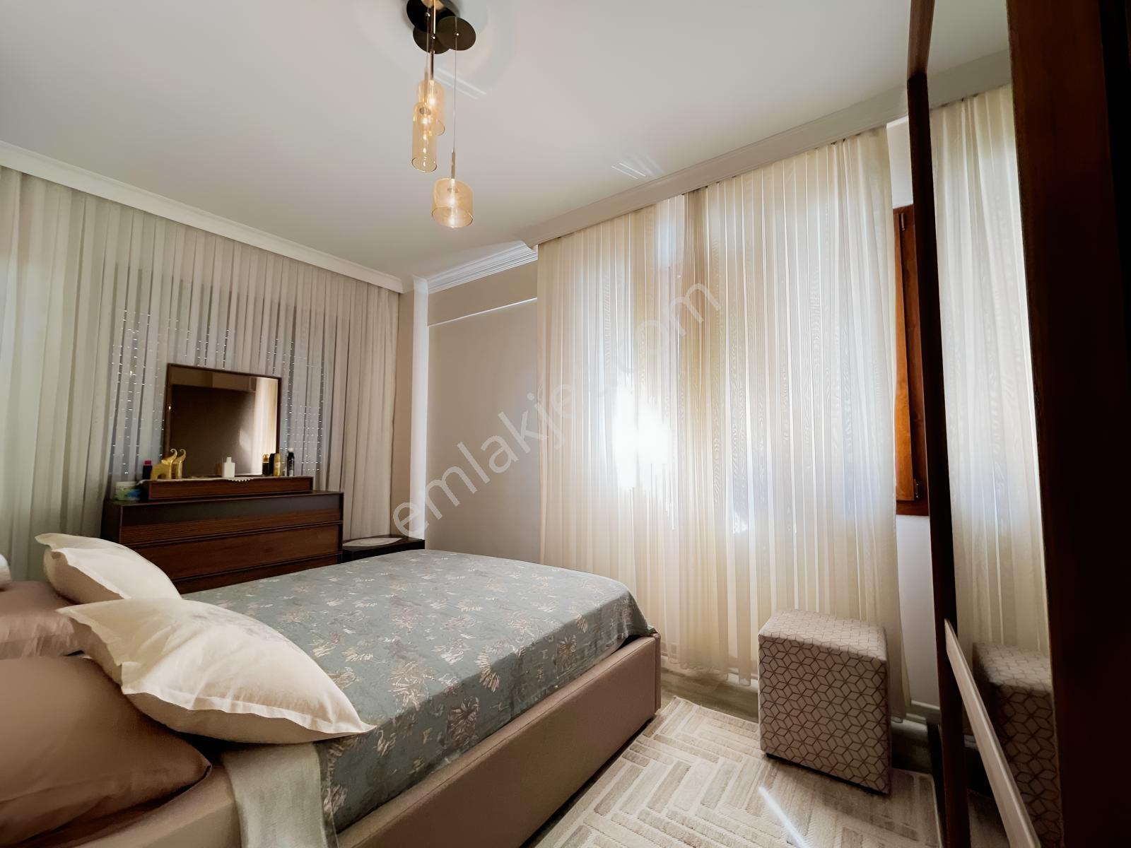 40 Dedebaşı 125 M² 3 Cepheli Satılık Daire — fotoğraf 26