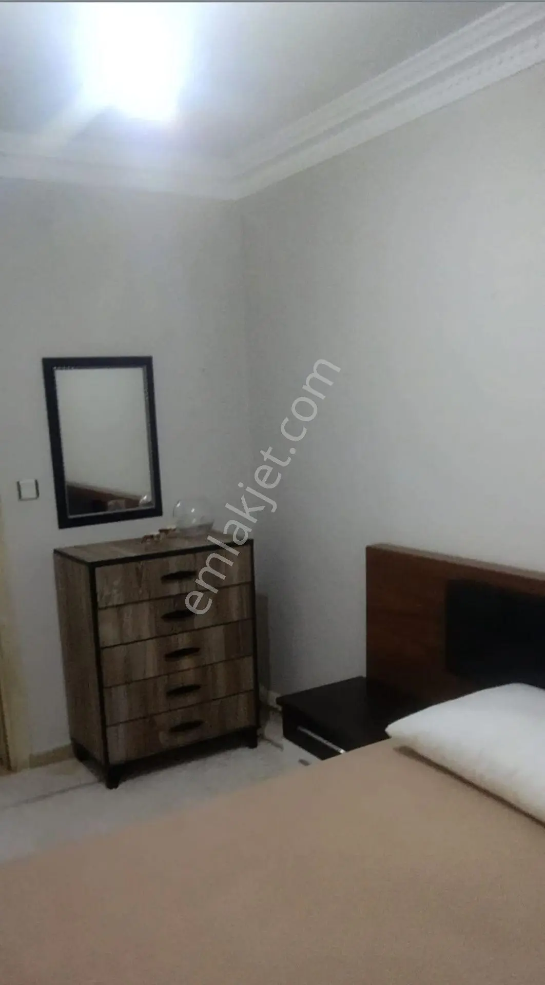 Kuşadası Merkezde 2+1 85m2 Kapalı Mutfak Full Eşyalı Satılık Daire — fotoğraf 14
