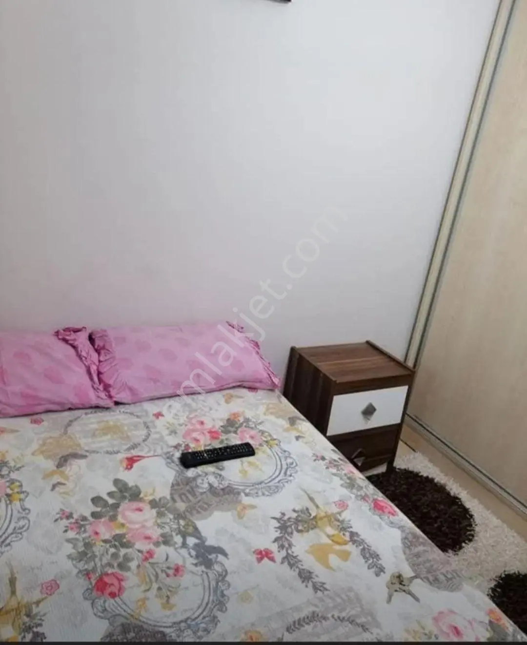 Kuşadası Merkezde 2+1 85m2 Kapalı Mutfak Full Eşyalı Satılık Daire — fotoğraf 15