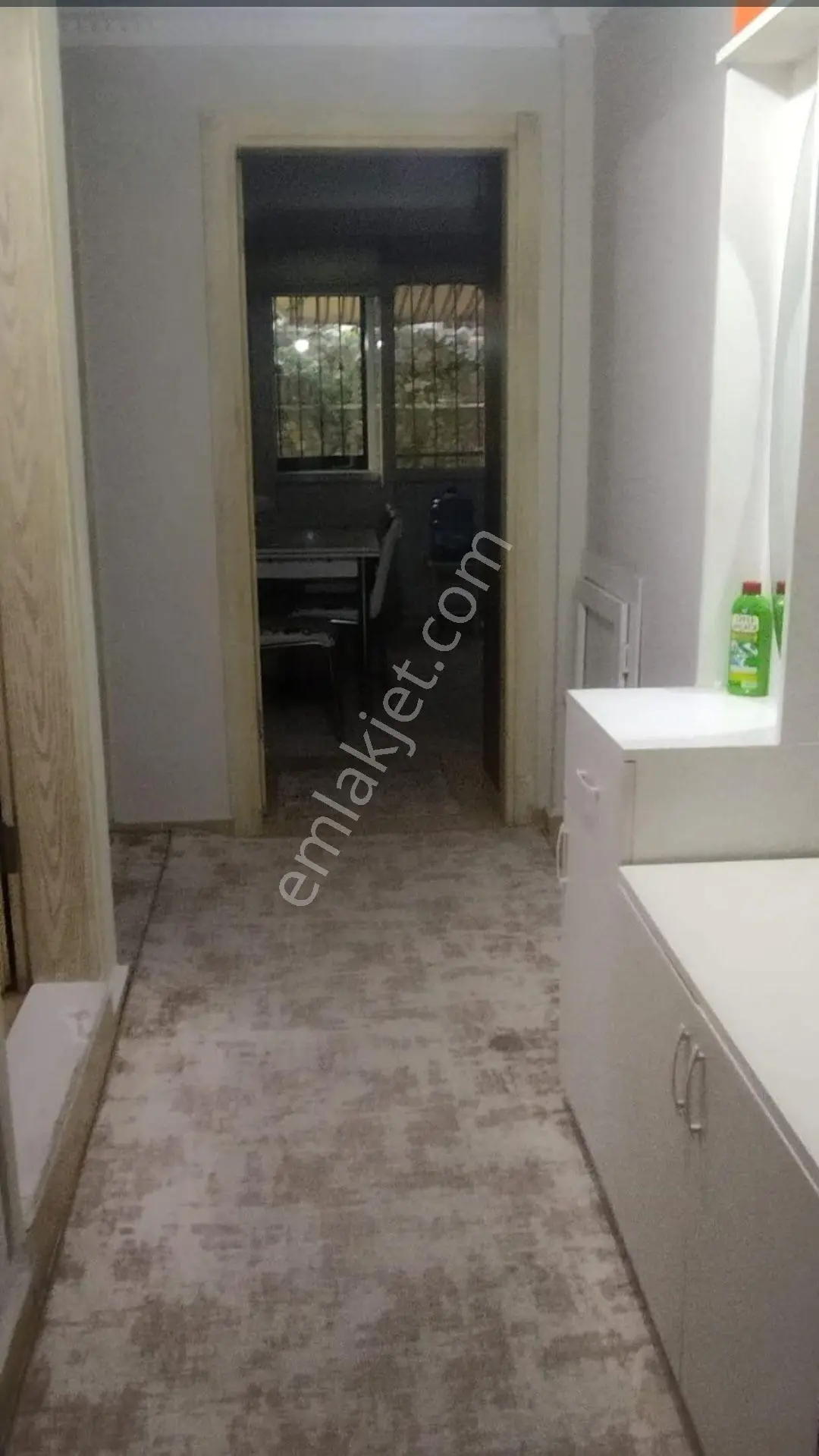 Kuşadası Merkezde 2+1 85m2 Kapalı Mutfak Full Eşyalı Satılık Daire — fotoğraf 19