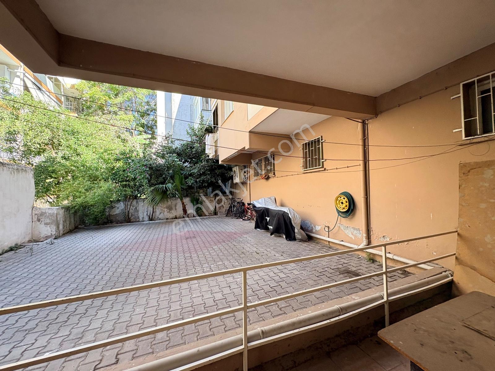 93 Karşıyaka Aksoyda Otoparklı,geniş Çift Cepheli Satılık Daire — fotoğraf 28