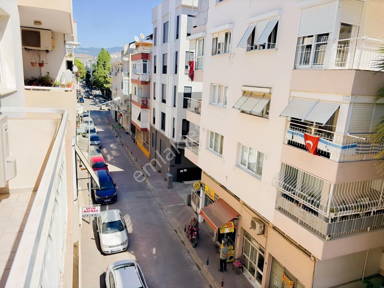 93 Karşıyaka Aksoyda Otoparklı,geniş Çift Cepheli Satılık Daire — fotoğraf 34