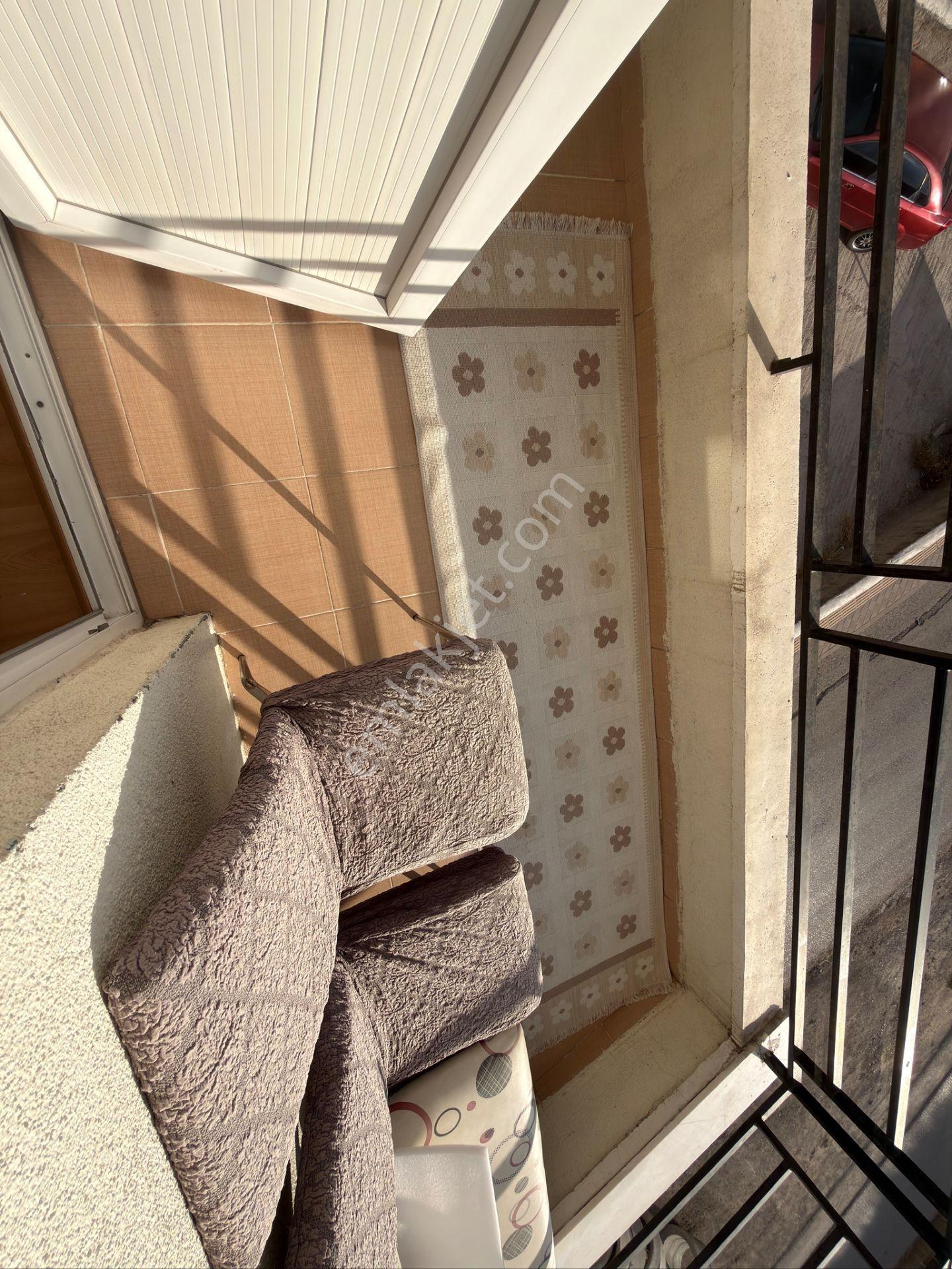 Sincan Tandoğan Mah Salon Bağımsız 13 Yıllık Ön Cephe Kredi Limitsiz 3+1 — fotoğraf 16