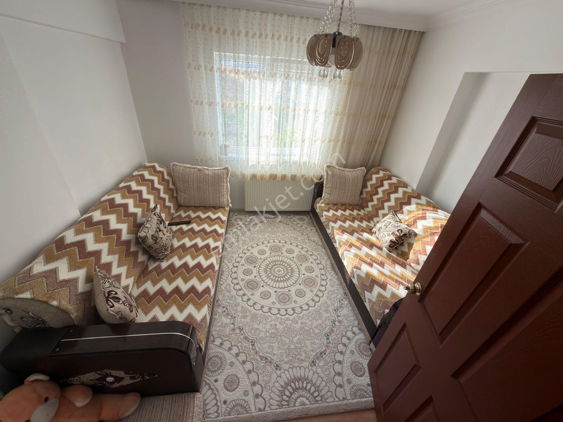 Sincan Tandoğan Mah Salon Bağımsız 13 Yıllık Ön Cephe Kredi Limitsiz 3+1 — fotoğraf 19