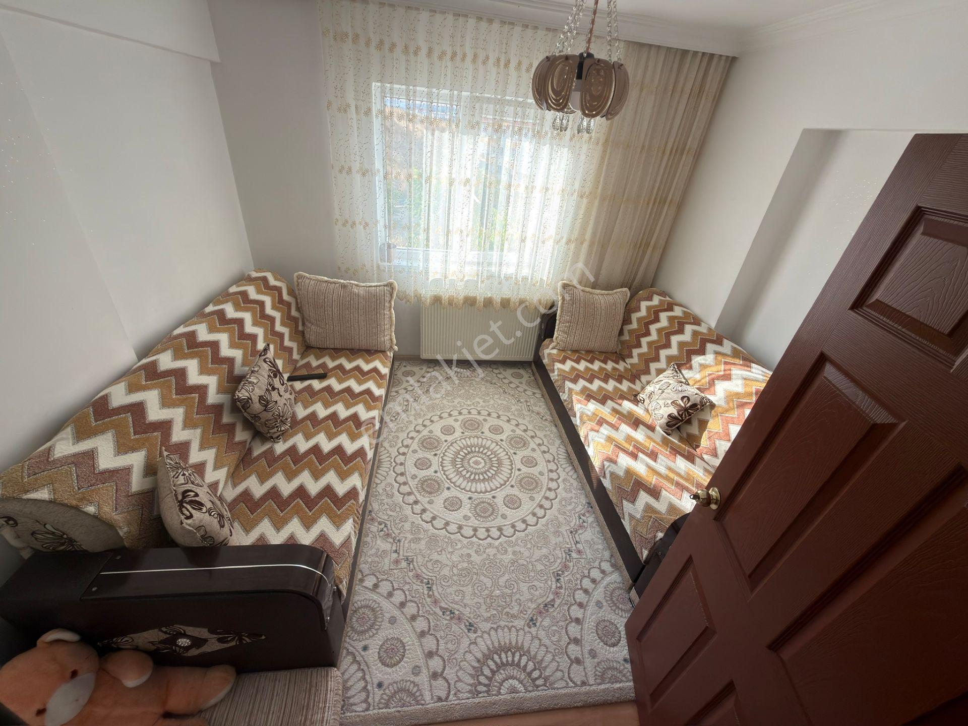 Sincan Tandoğan Mah Salon Bağımsız 13 Yıllık Ön Cephe Kredi Limitsiz 3+1 — fotoğraf 20