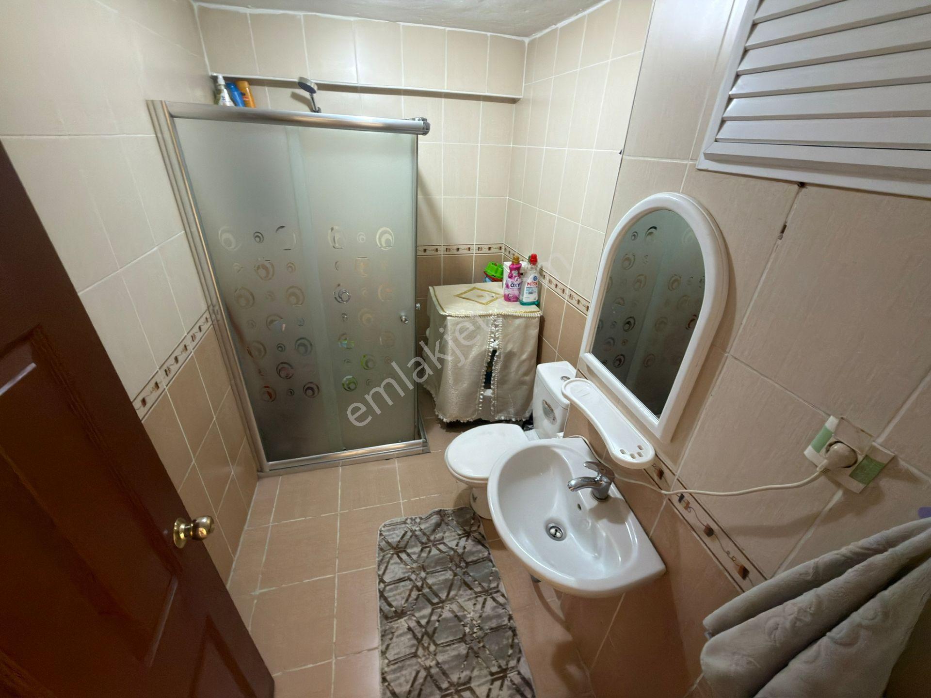 Sincan Tandoğan Mah Salon Bağımsız 13 Yıllık Ön Cephe Kredi Limitsiz 3+1 — fotoğraf 21