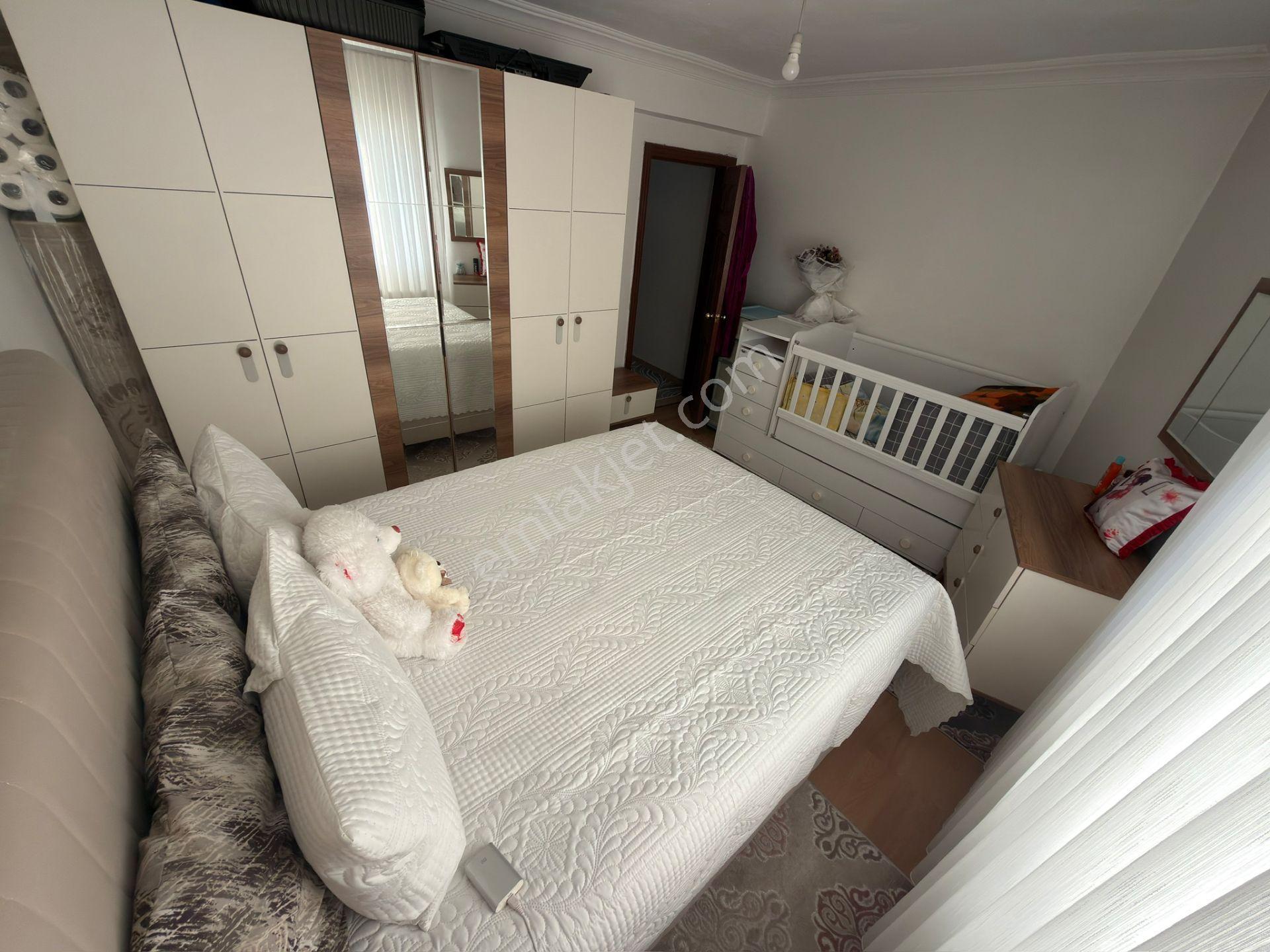 Sincan Tandoğan Mah Salon Bağımsız 13 Yıllık Ön Cephe Kredi Limitsiz 3+1 — fotoğraf 27