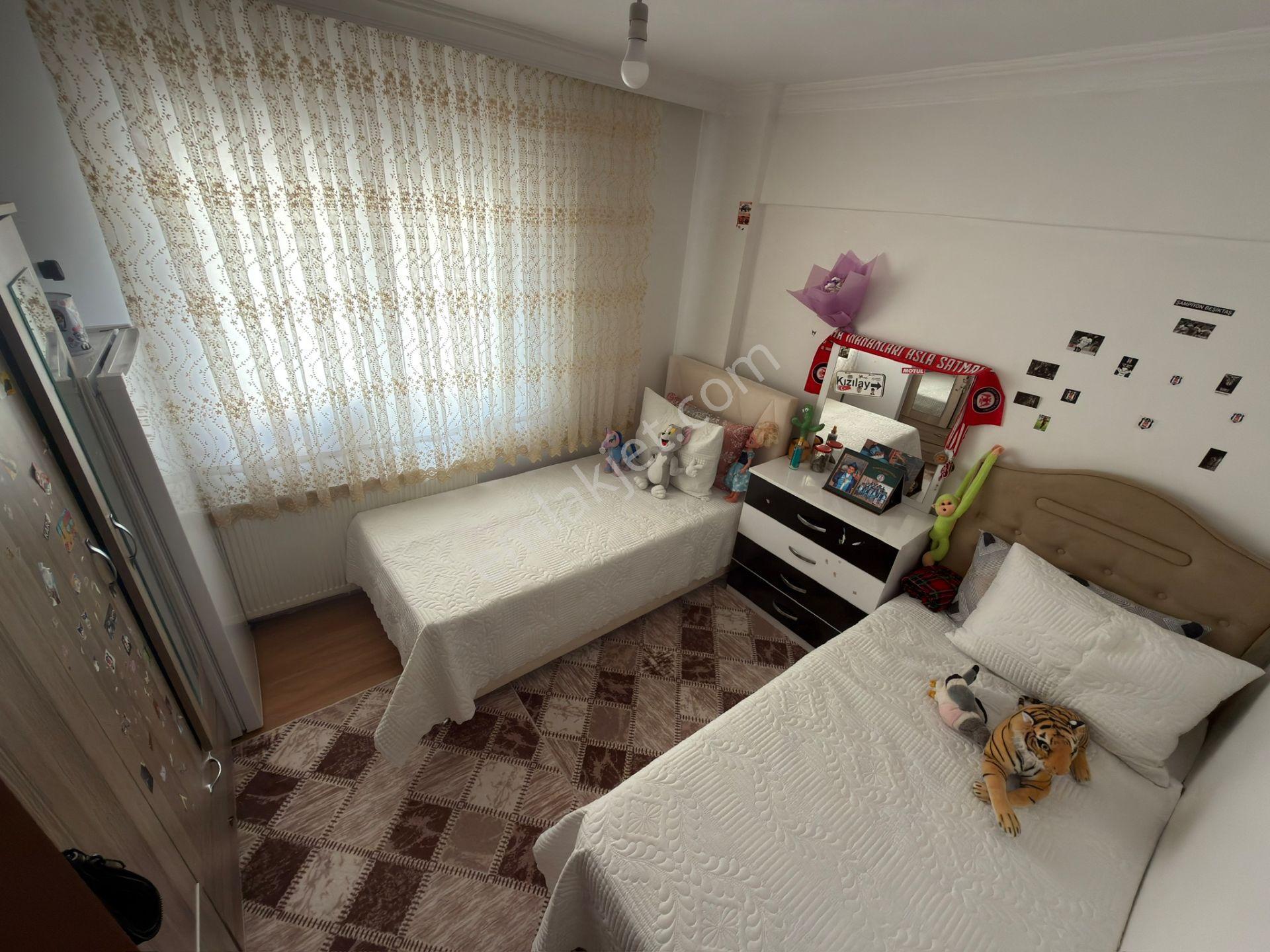 Sincan Tandoğan Mah Salon Bağımsız 13 Yıllık Ön Cephe Kredi Limitsiz 3+1 — fotoğraf 30