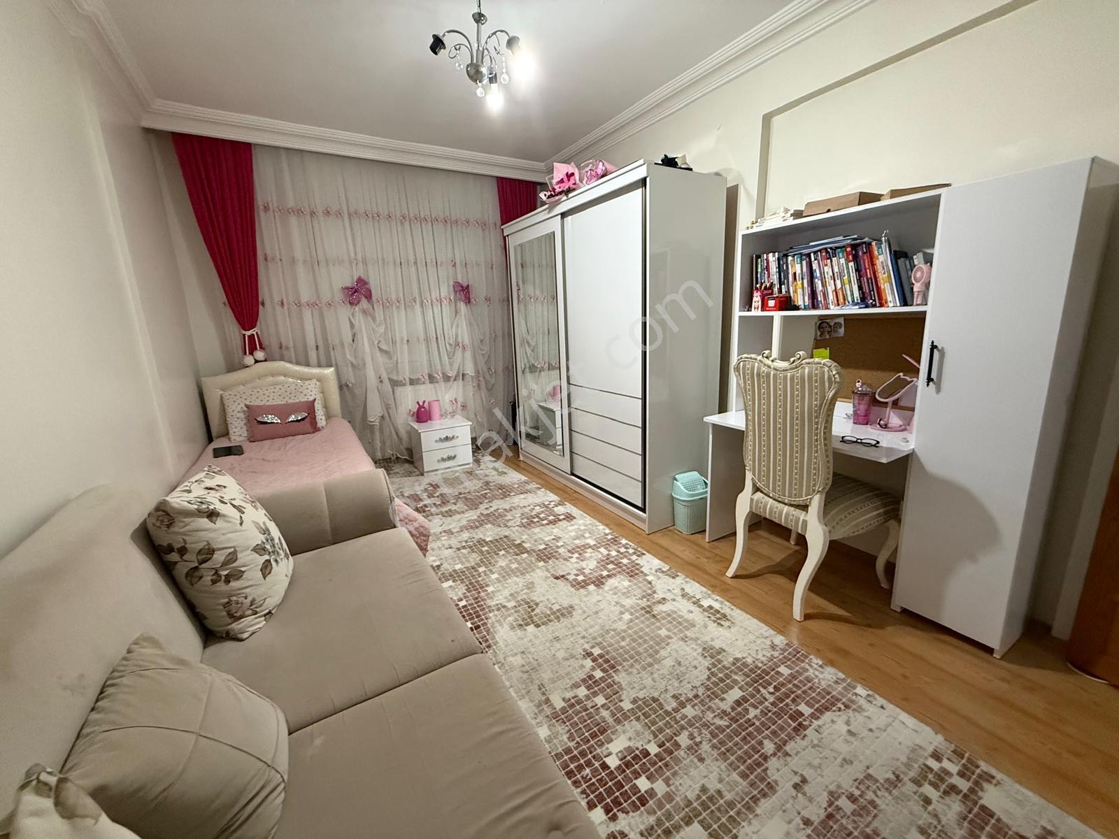 Parsana Mah. Stadyum Yanı Geniş Ara Kat 3+1 Satılık Daire — fotoğraf 16