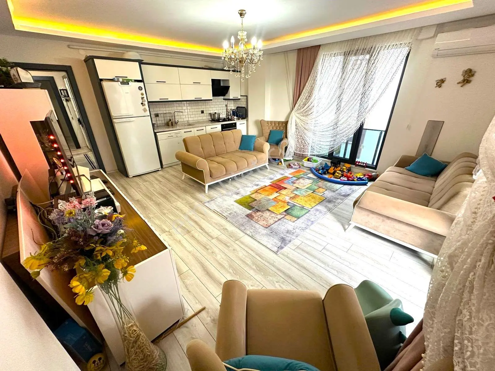 𝄞melodi'den Altınkum Merkez'de Denize 300mt Balkonu Mutfaklı Arakat Ön Cephe Yeni 2+1 Daire — fotoğraf 15