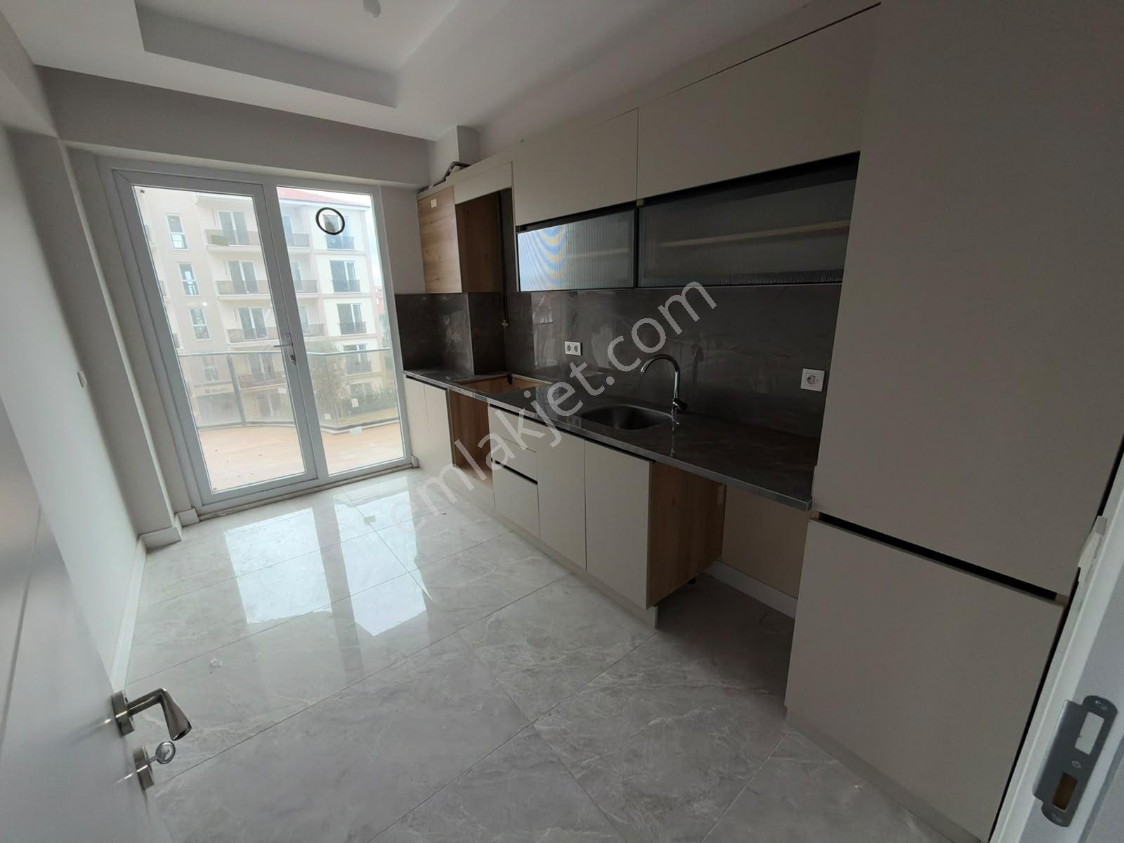 Korucuk Merkez'de Satılık 3+1 Sıfır Daire - Turgut Gayrimenkul — fotoğraf 3