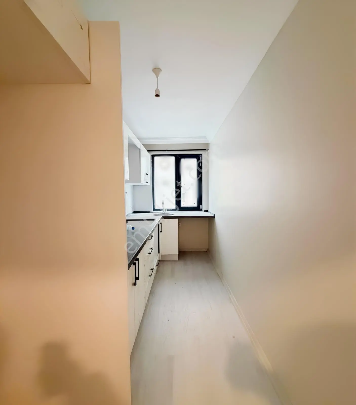 Kod 5464 Güngören Mah. Finansmanlara Uygun 2+1 Ara Kat Satılık — fotoğraf 5