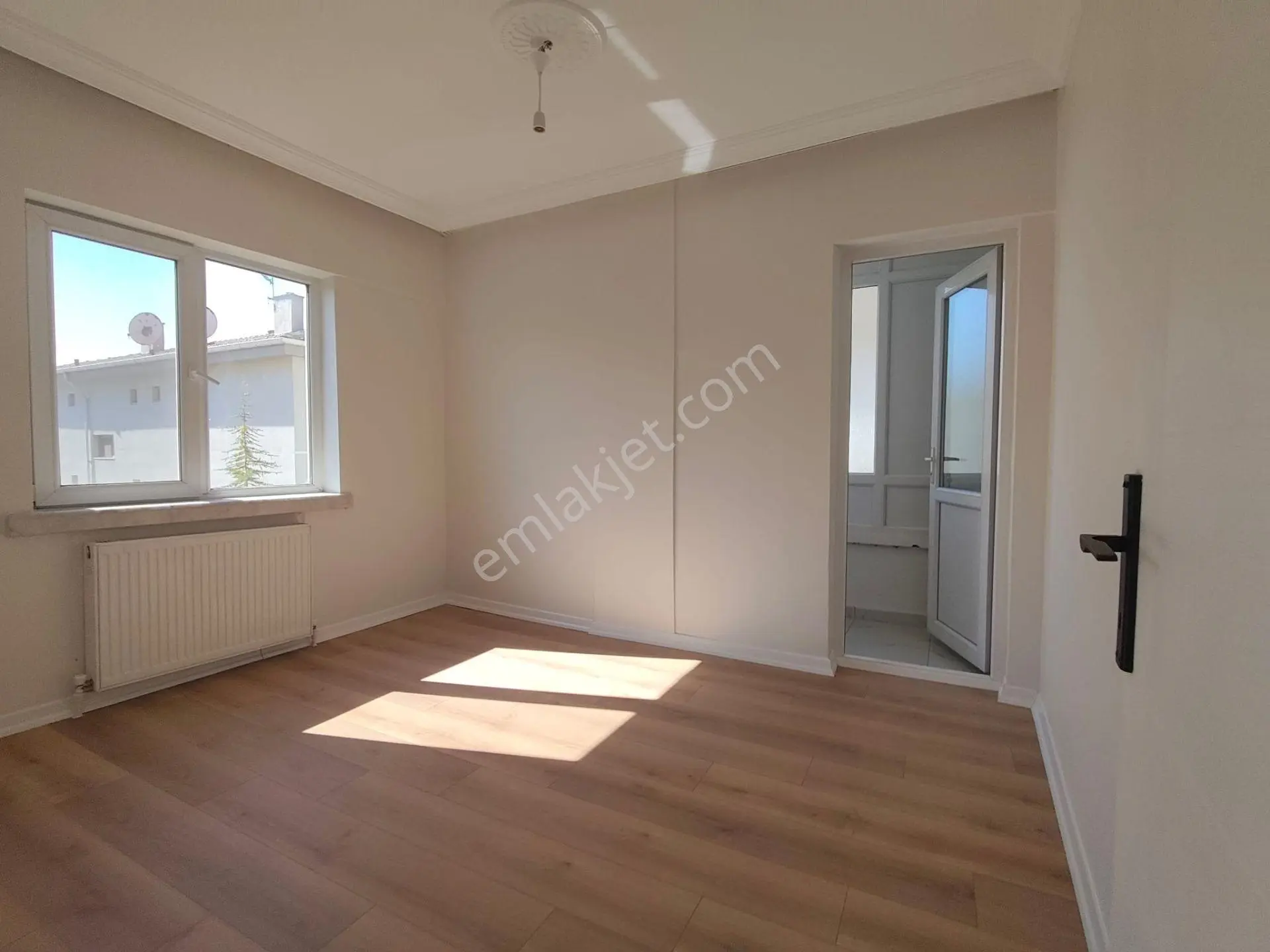 Yılmaz Gayrimenkul Plevene Mh 3+1arakat Lüx Yapılı 3.975pz 130m2 — fotoğraf 3